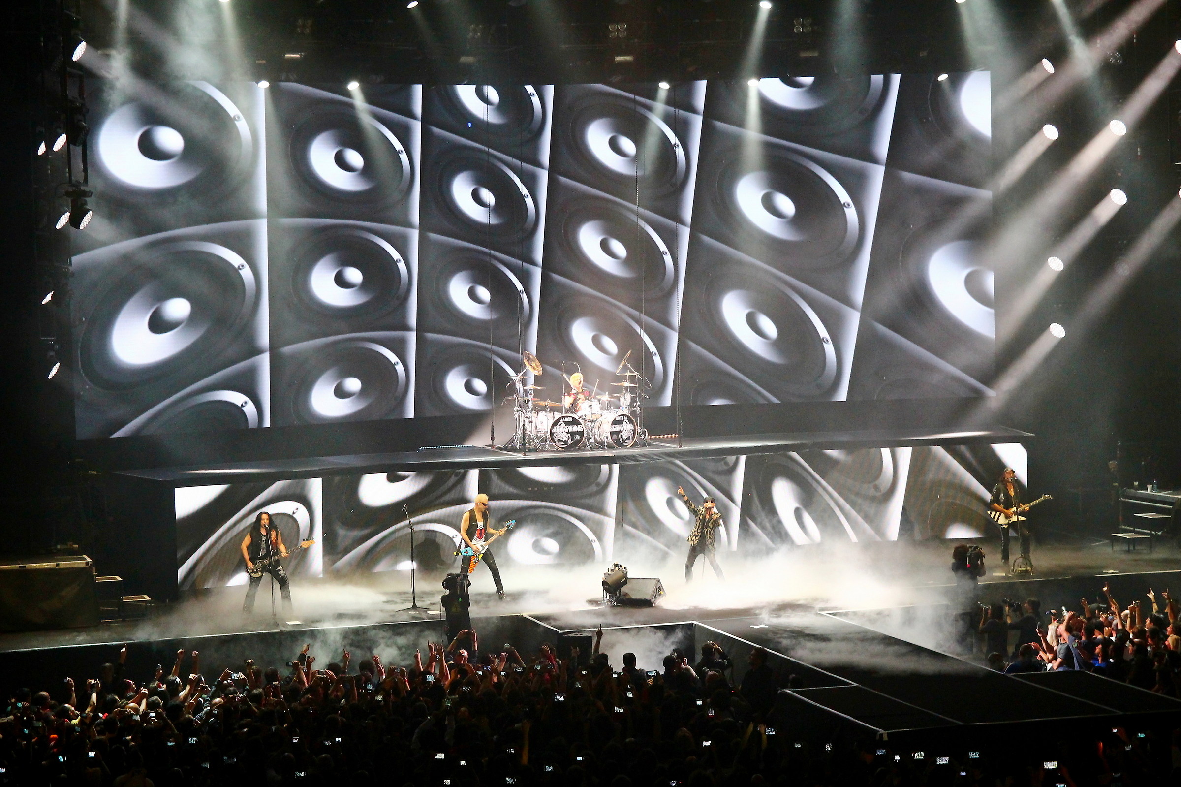 Scorpions in Rome on Nov. 9, 2015