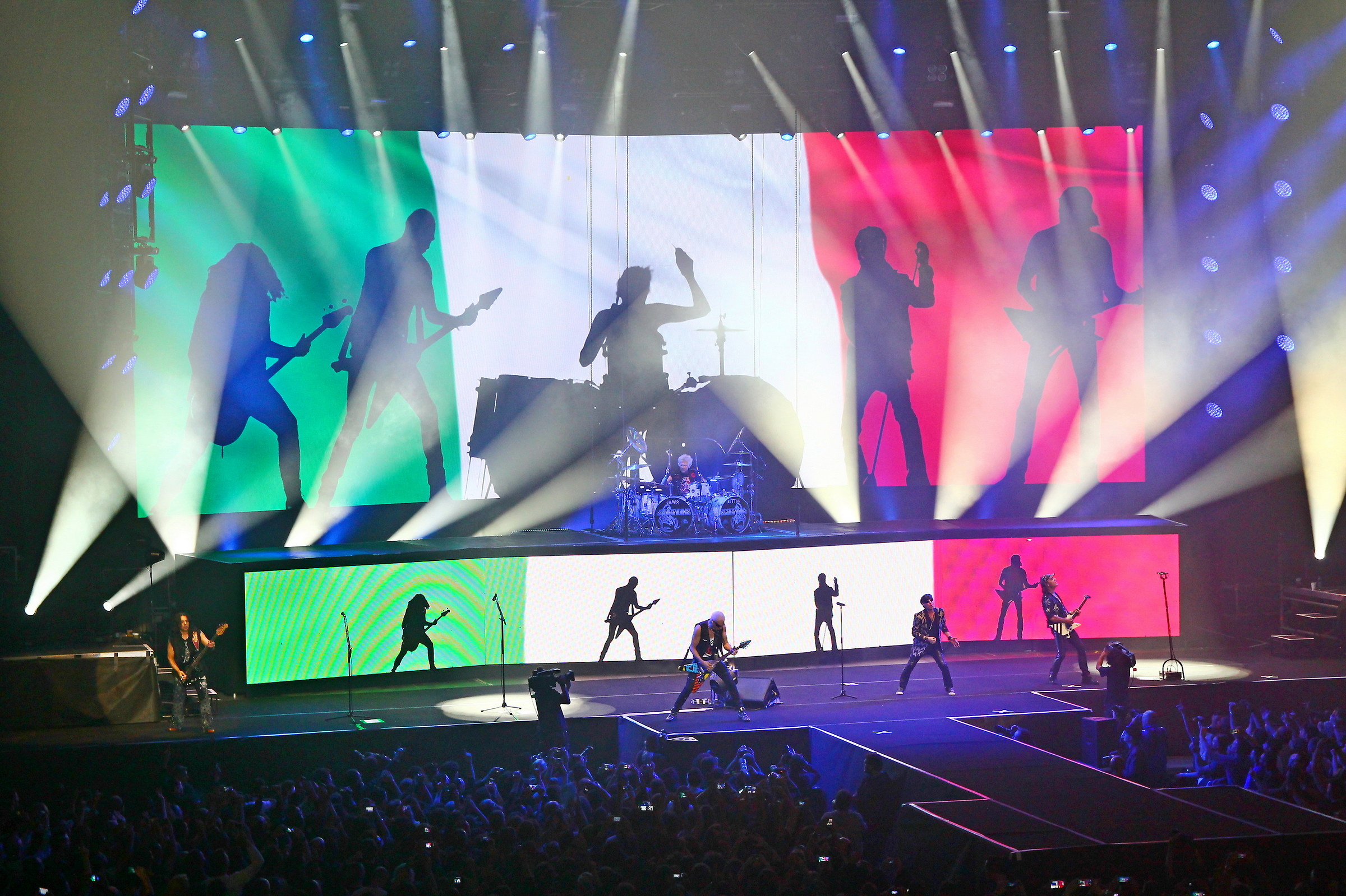 Scorpions in Rome on Nov. 9, 2015
