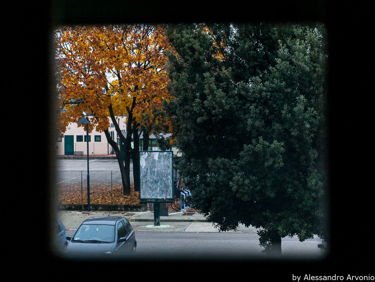 E guardo il mondo da un oblò...