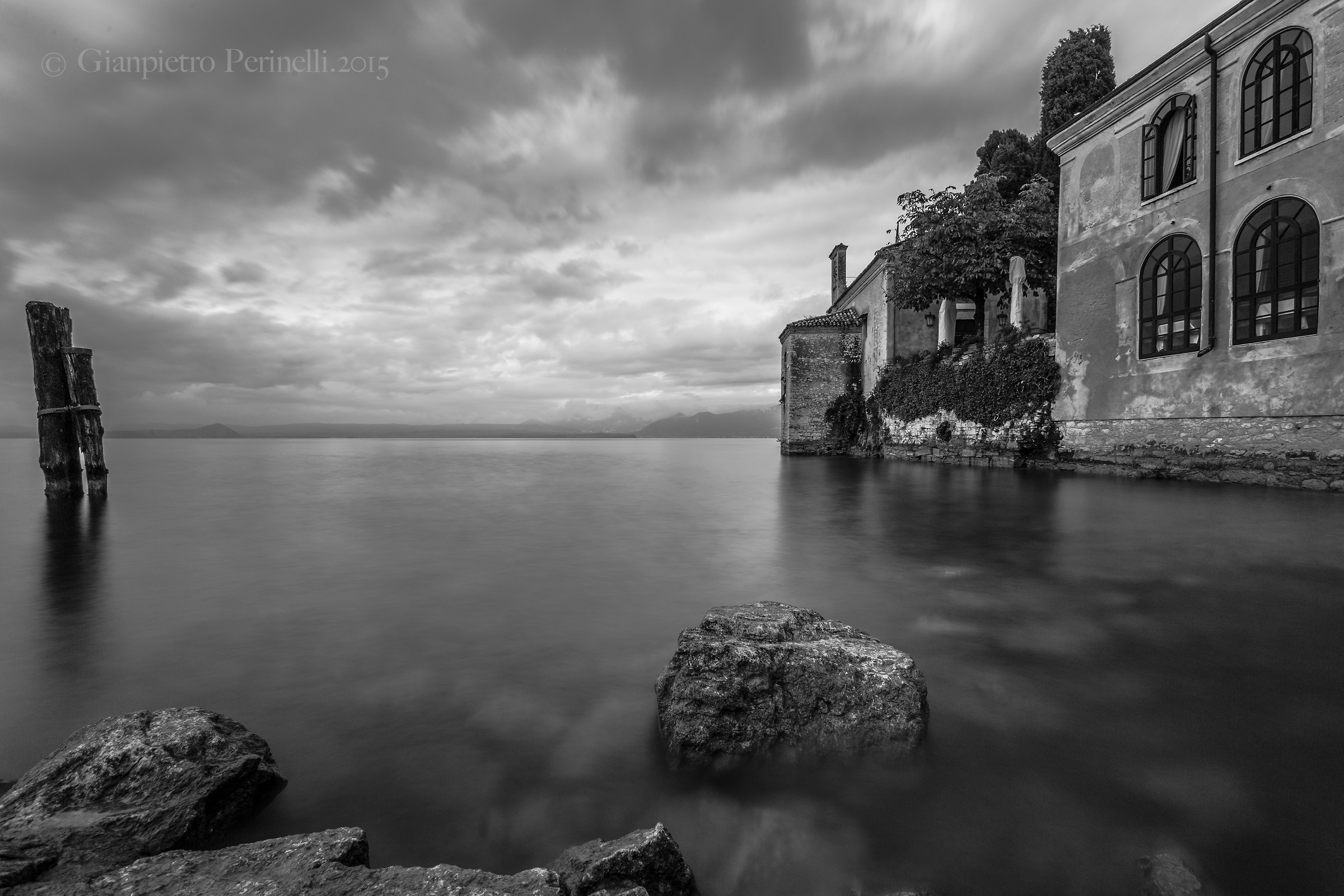Punta San Vigilio in bianco e nero