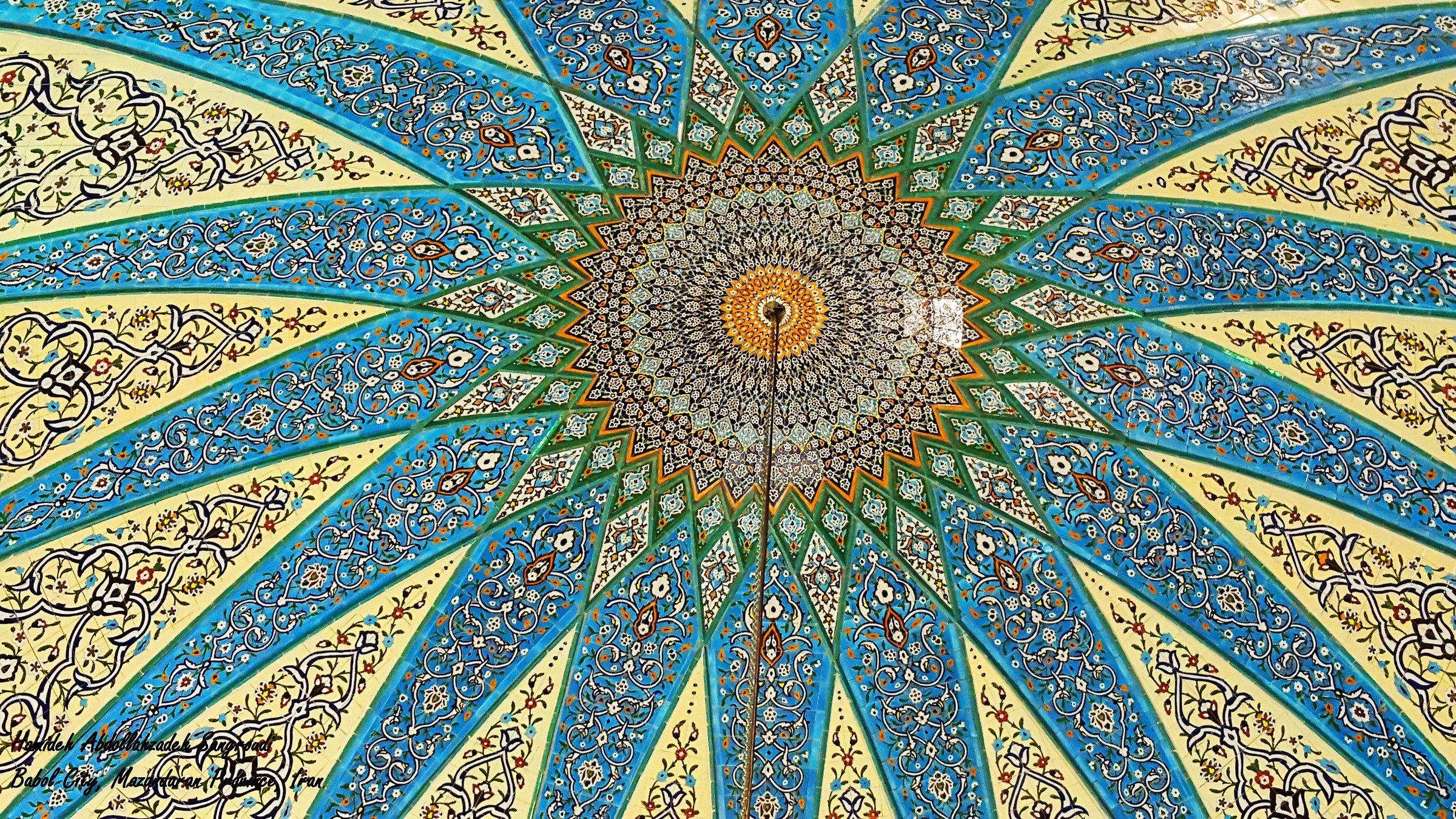 Soffitto di Imam Ali moschea di Babol Medical University