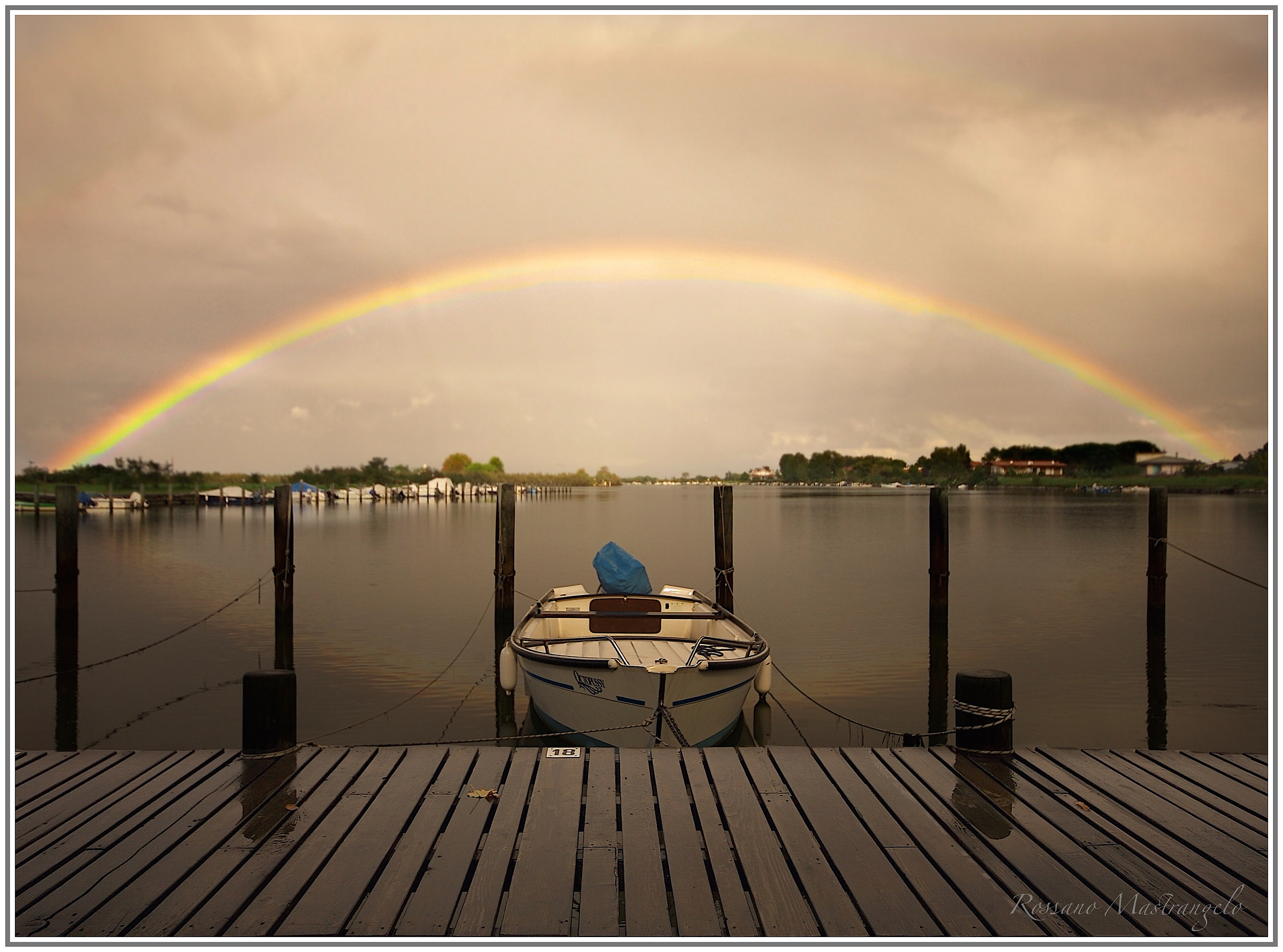 Rainbow Area Grado (go)