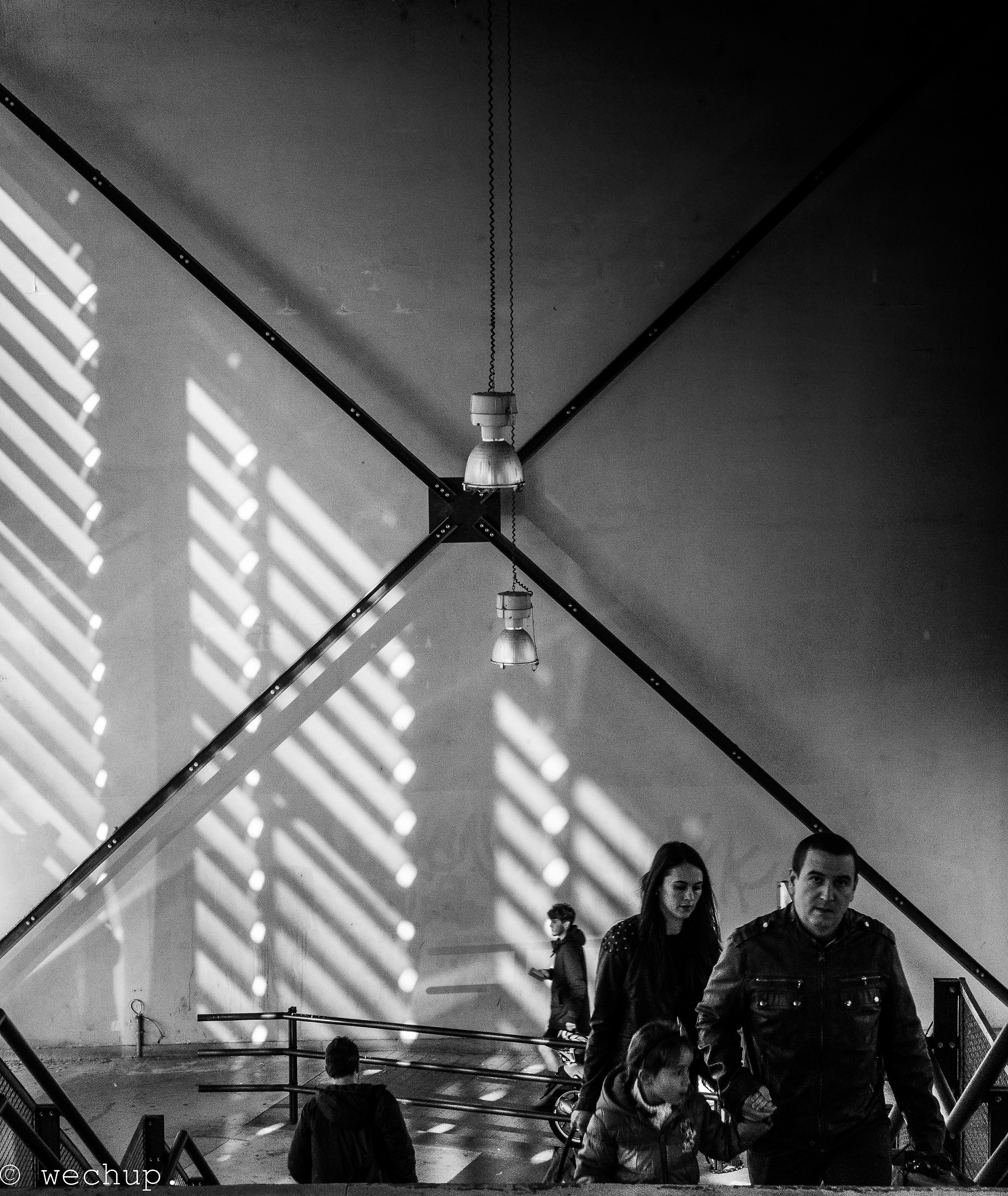 Arrivals / Departures