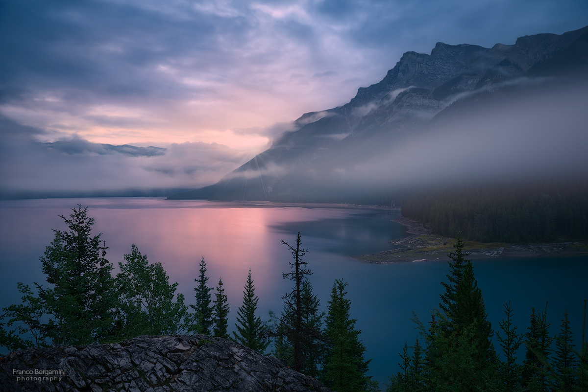 Lake Minnewanka, Alberta