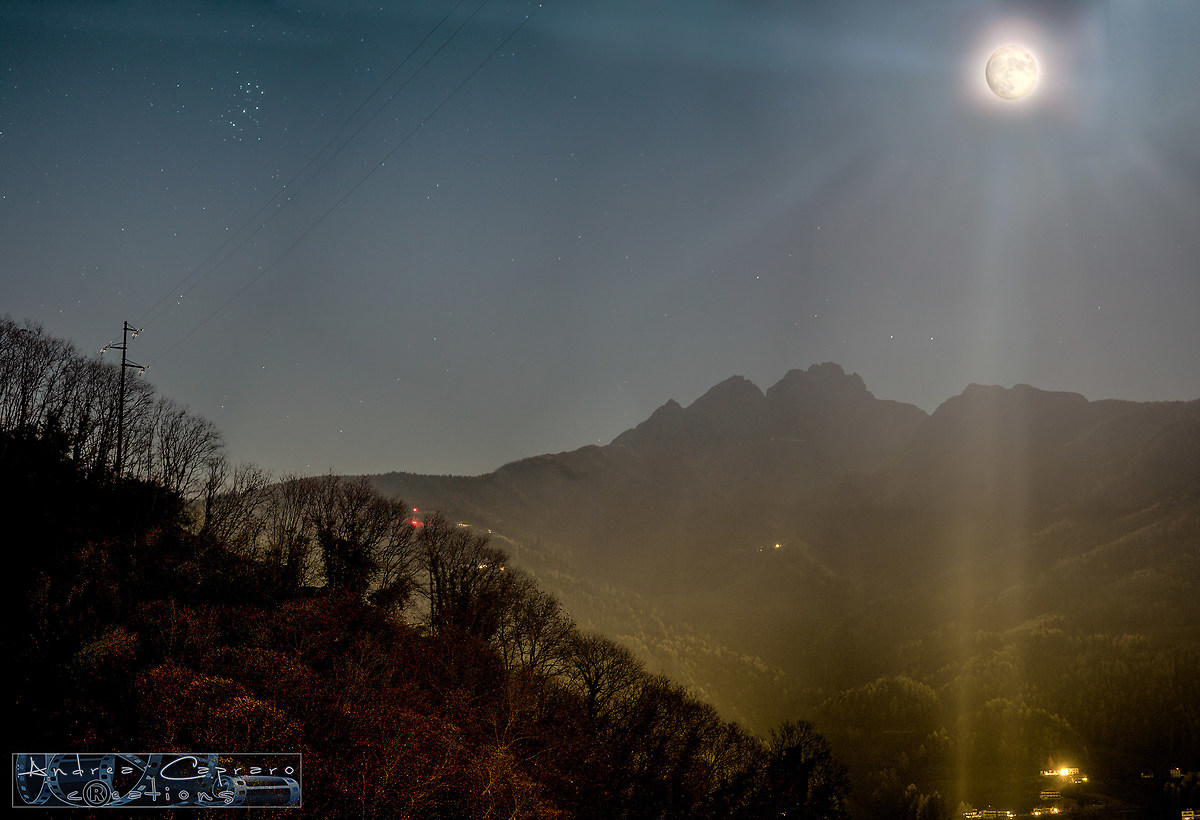 Pleiades and last Gibbon crescent moon.