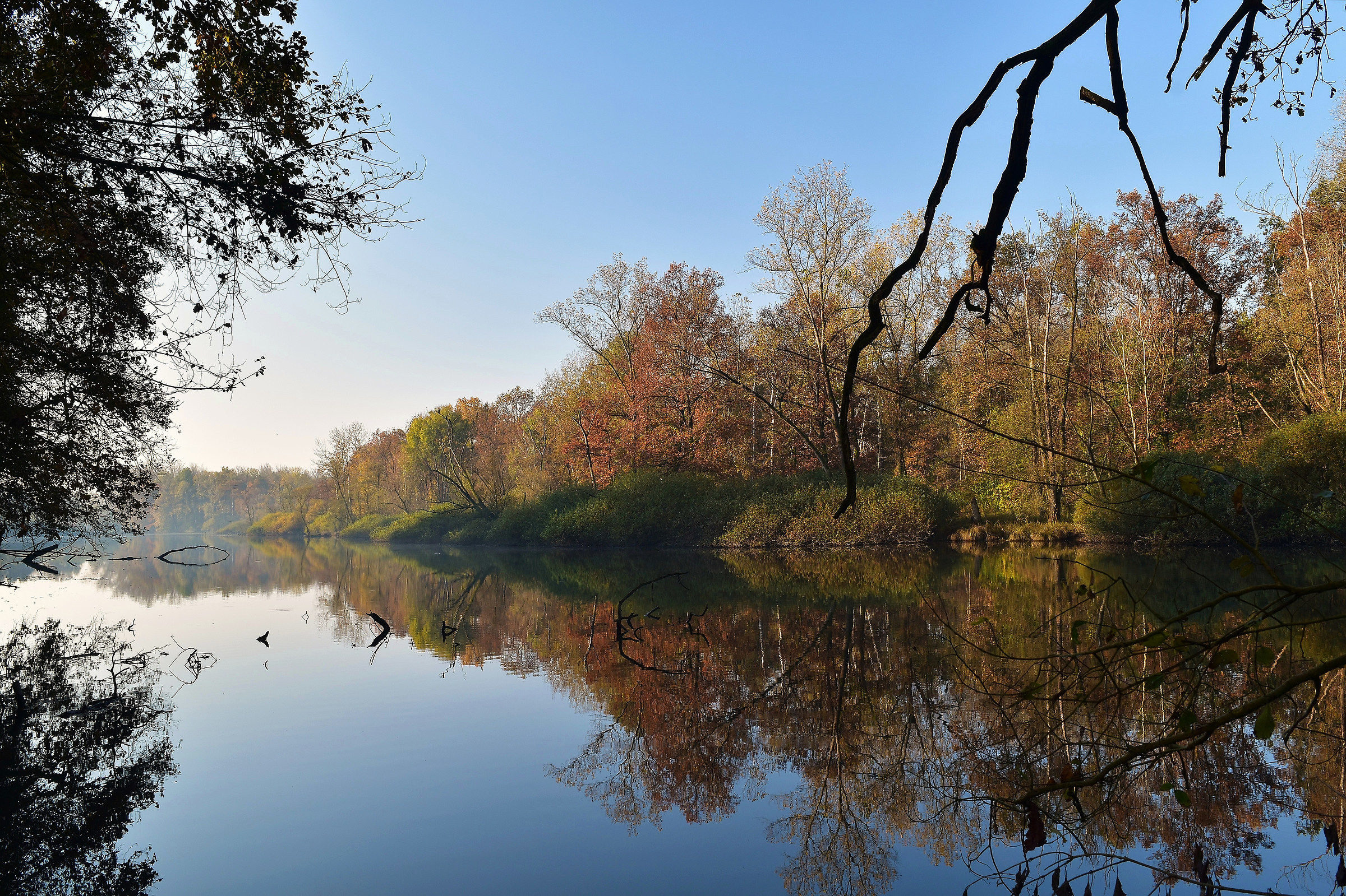 Autumn in the large oxbow