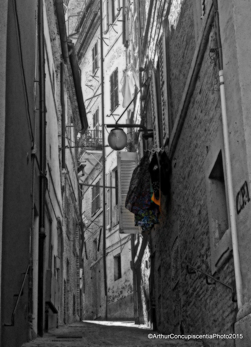 vicolo cassini macerata