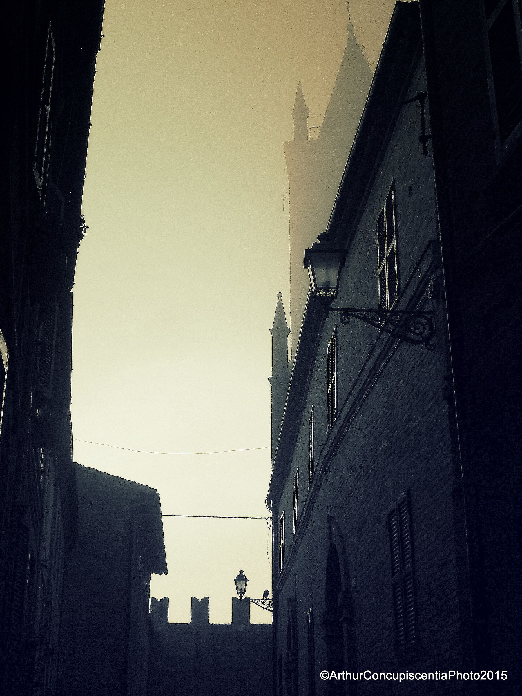 montecassiano scorcio del campanile