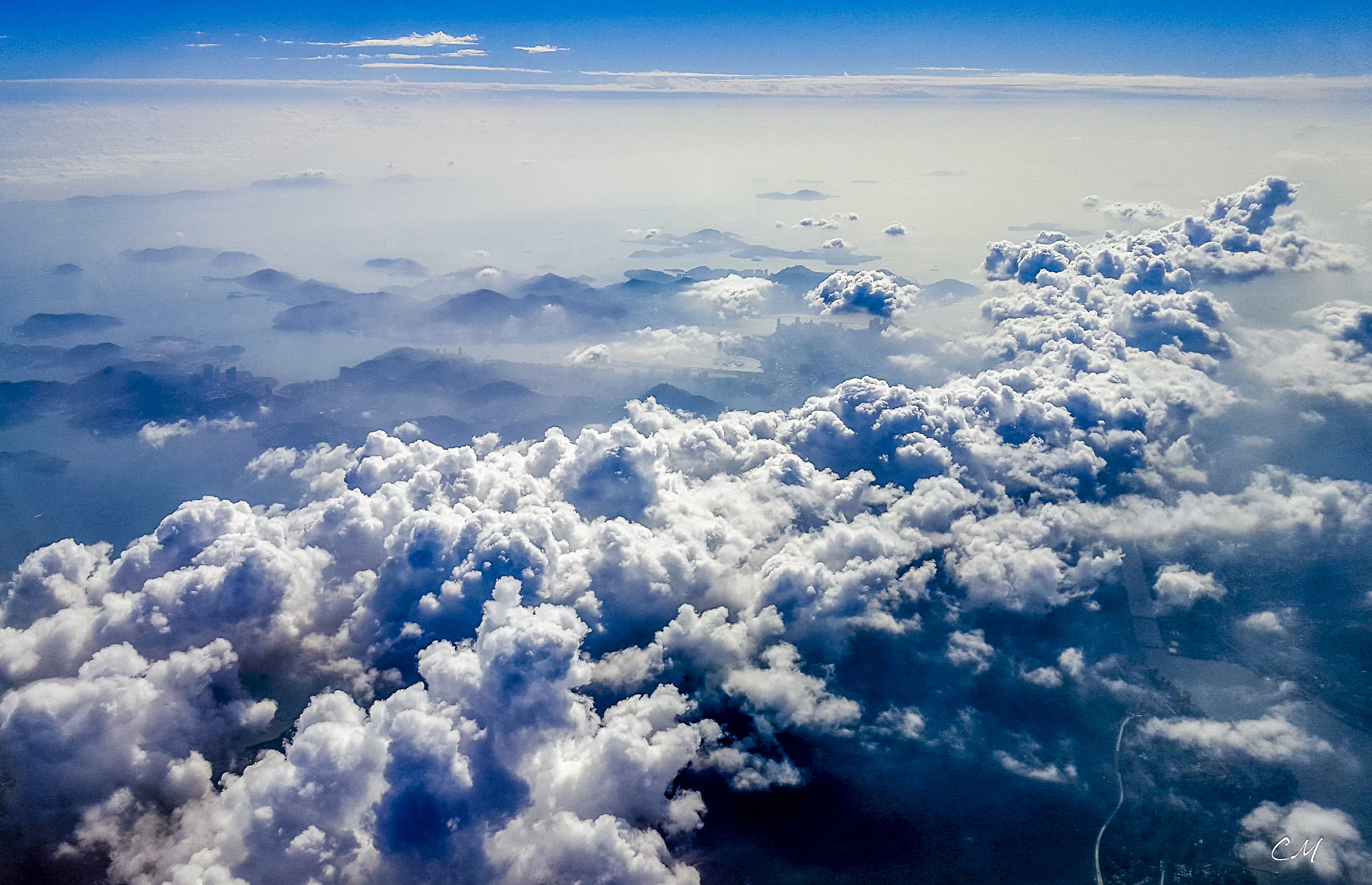 Salendo sopra le nuvole