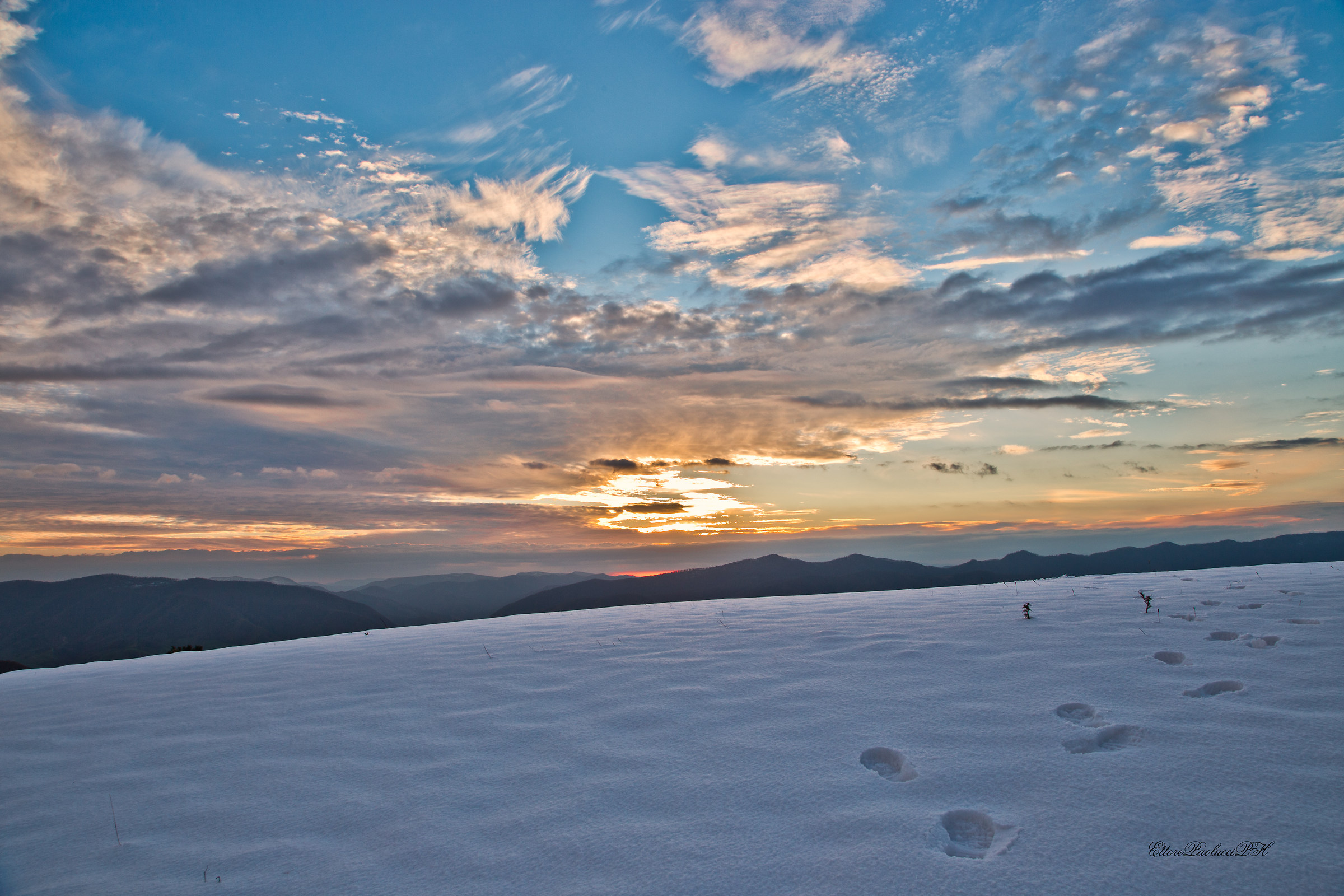 My first photo with the 6D sunset from Catria