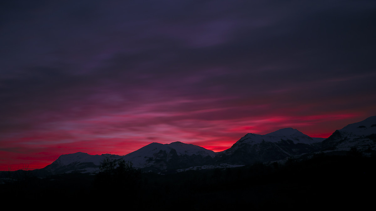 fiery sunset, mountains of ice