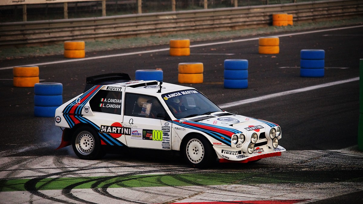 Lancia Delta S4