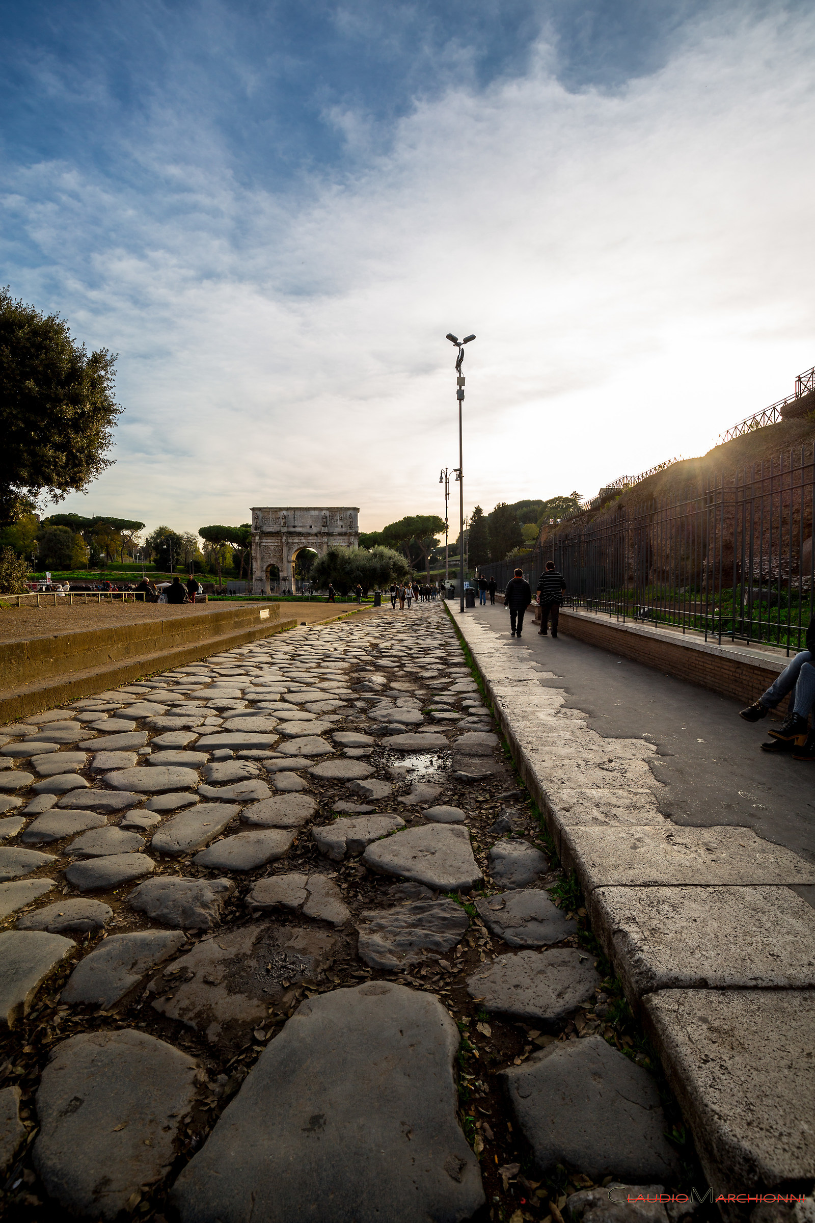 Towards the Arch of Constantine