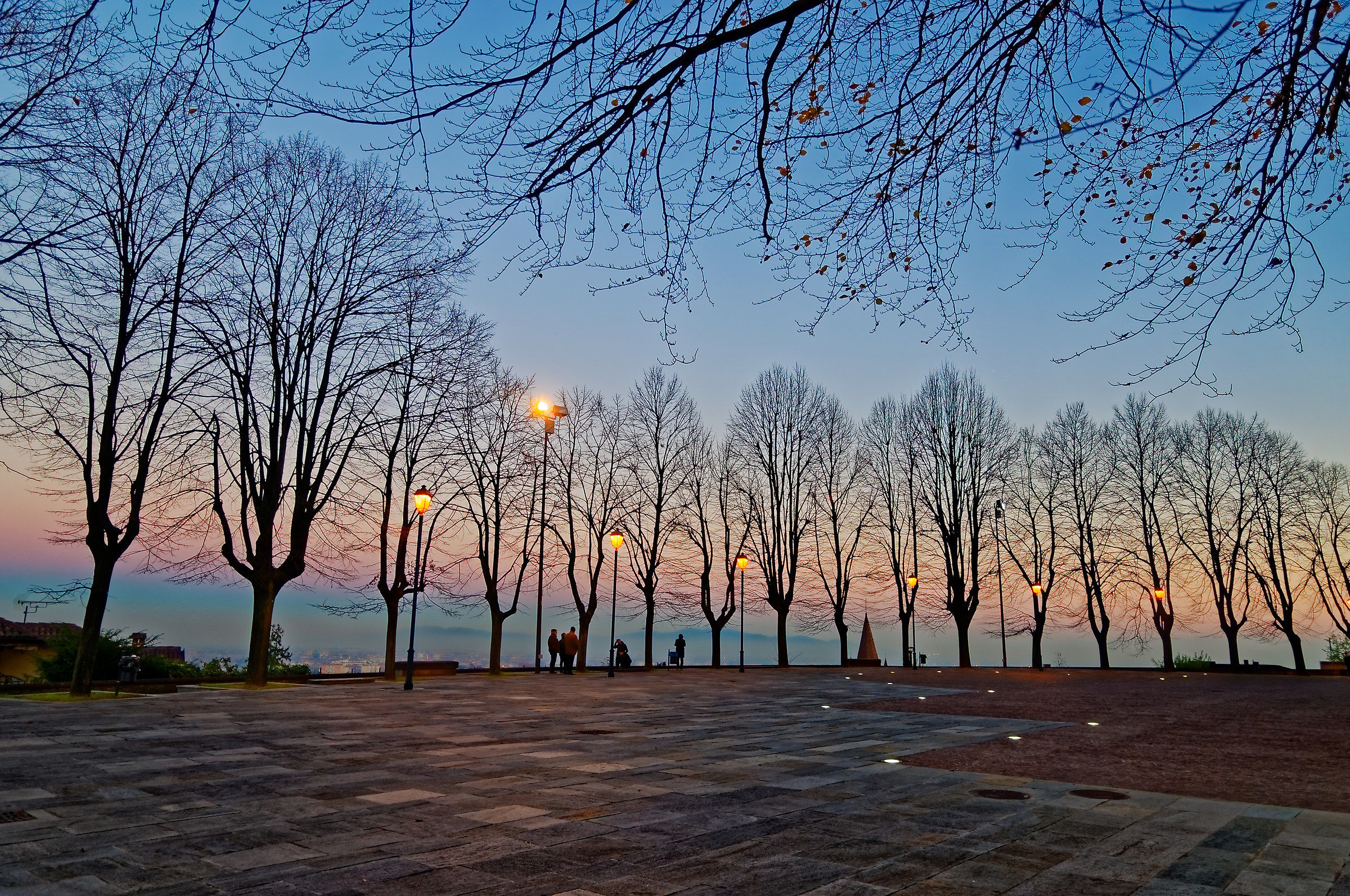 ... When the sun goes down