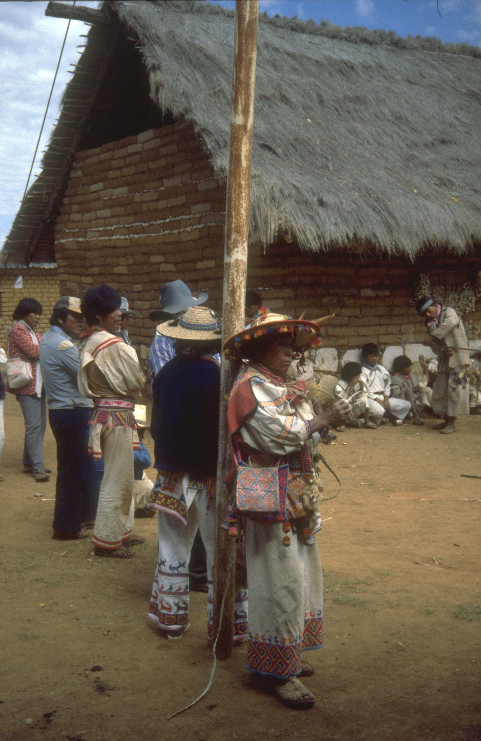 San Andres Cohamiata comunità' Wixarica Mexico