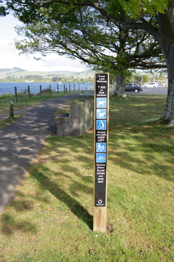 The Way from Auckland to Taupo Lake and Taupo Lake