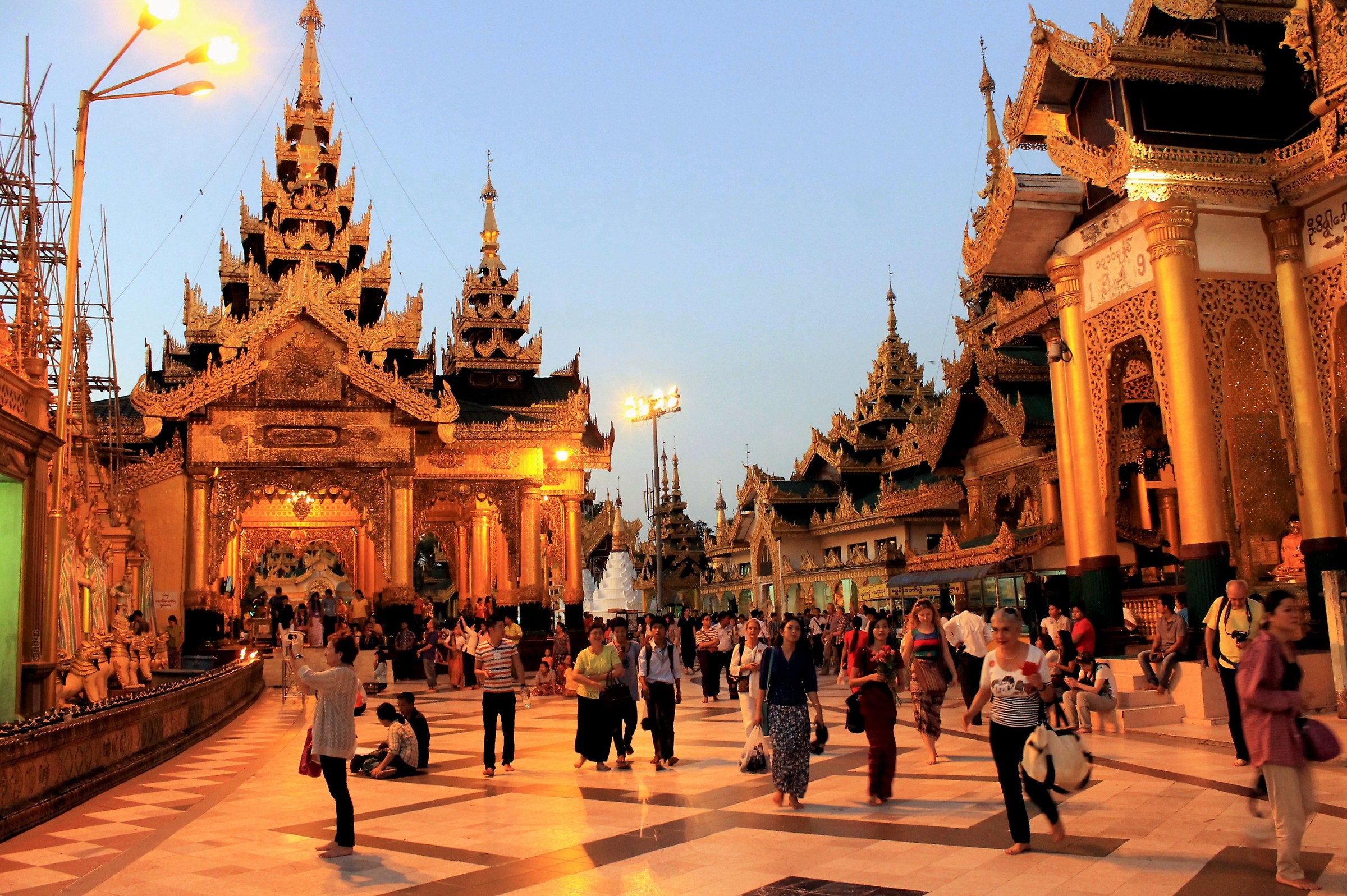 L'ora blu nel tempio