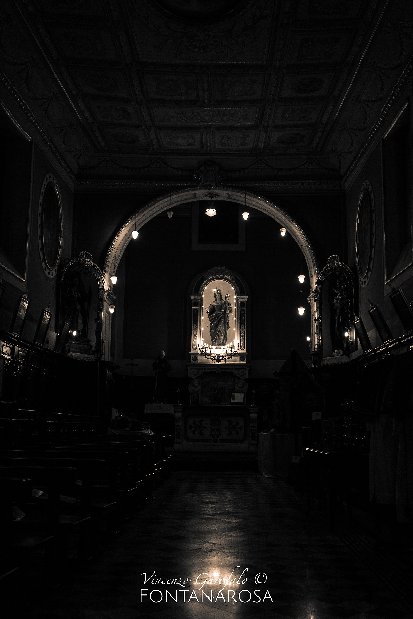 Fontanarosa: Madonna silent