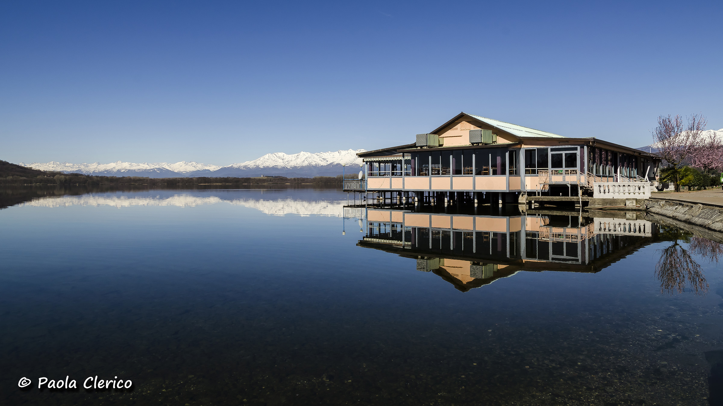 The stilt house in spring