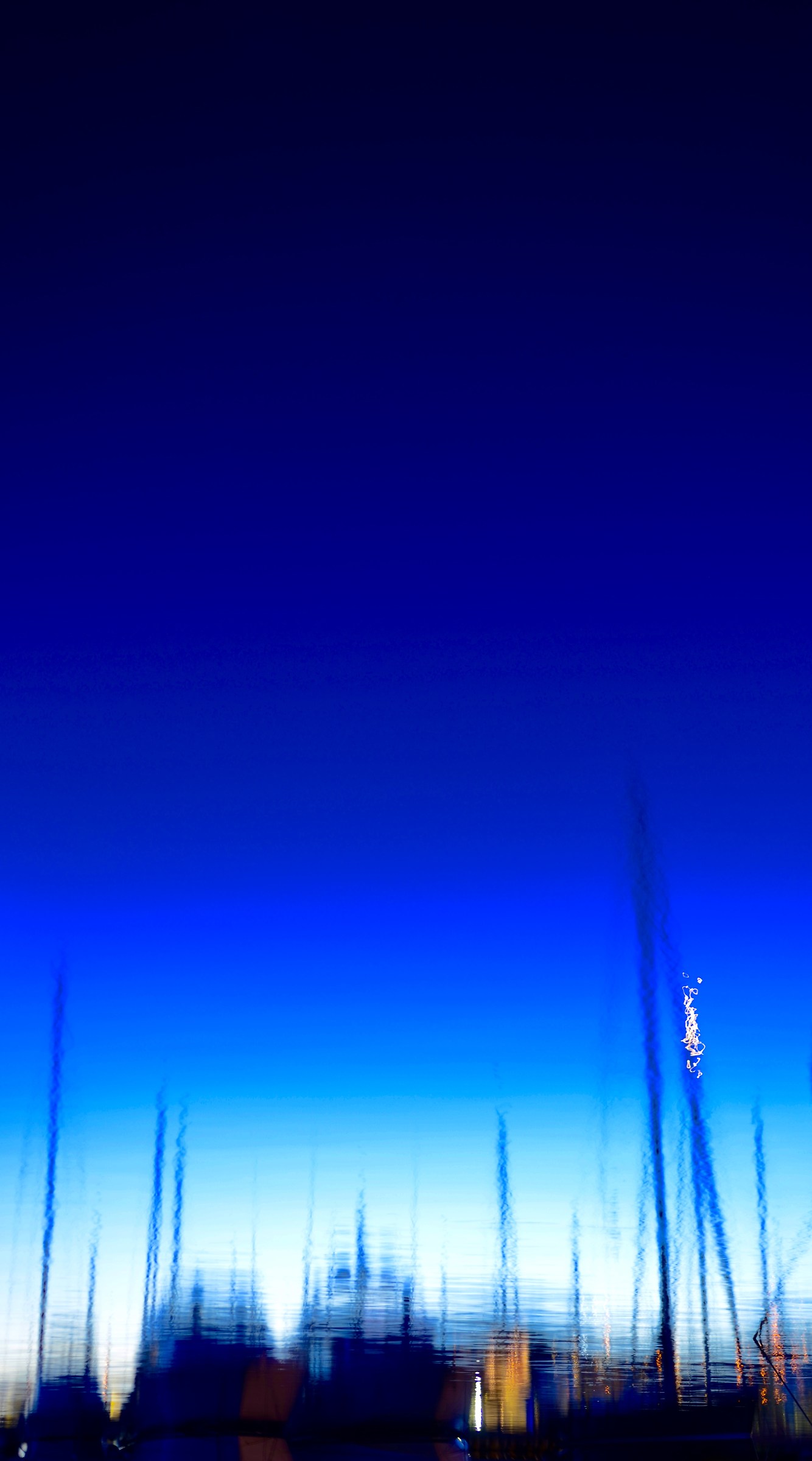 As a painter at the blue hour