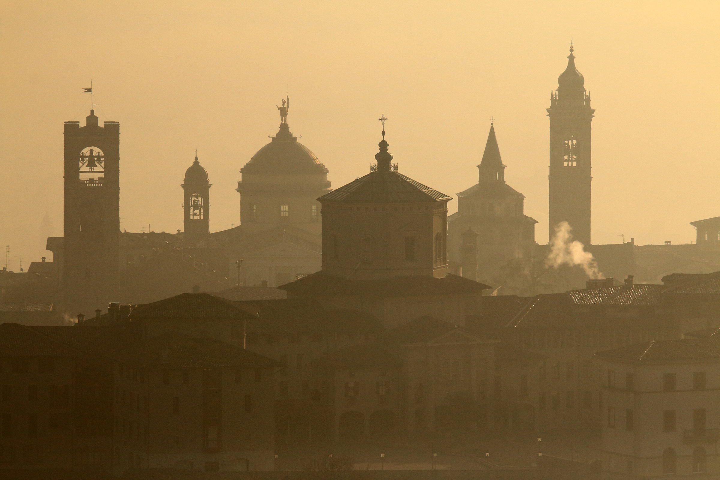 Bergamo high misty