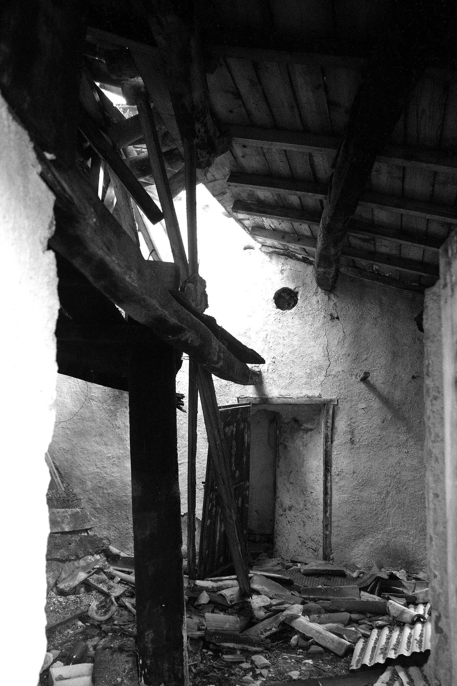 Remains - L'Aquila, Italy