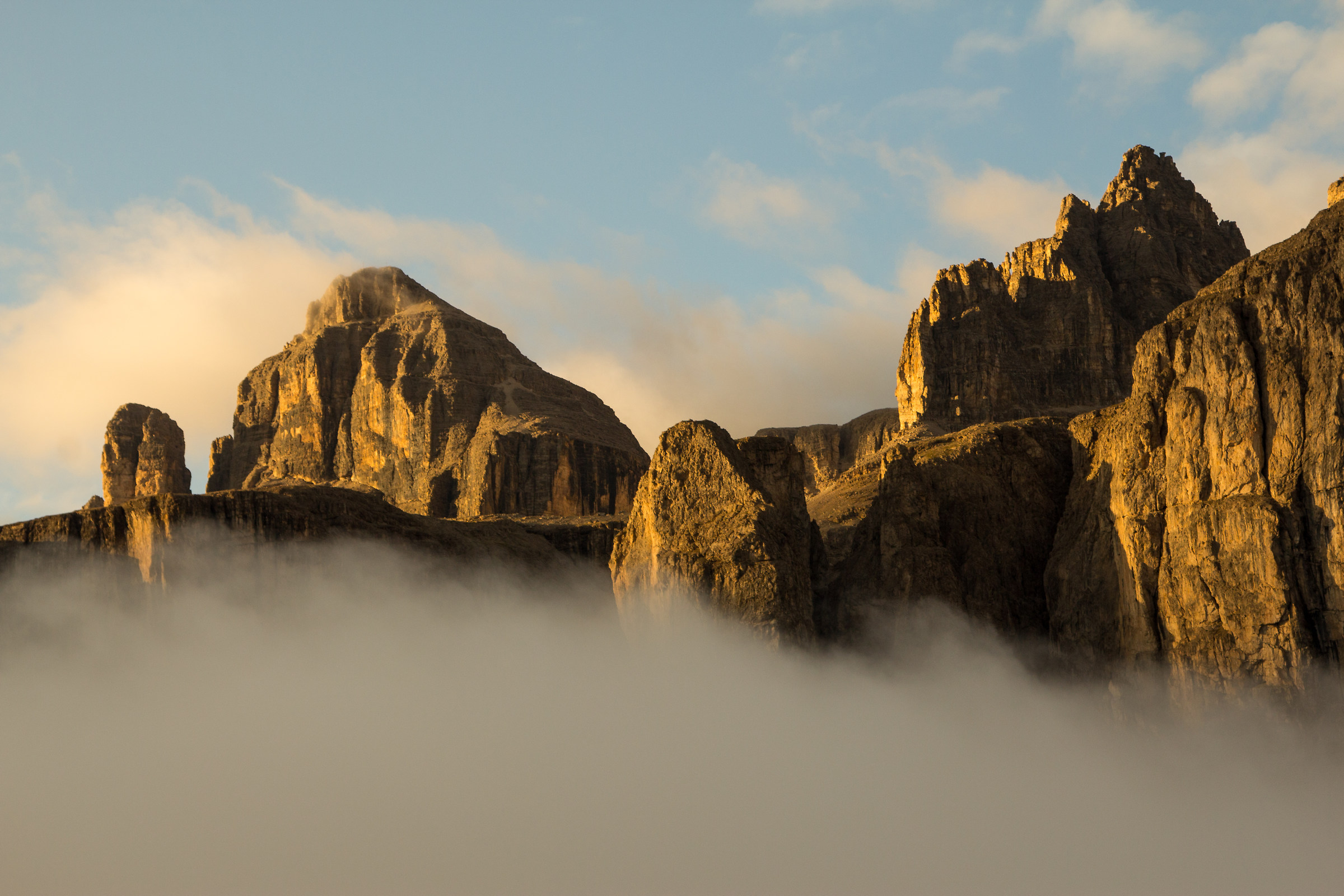 lights and fog on the group's saddle