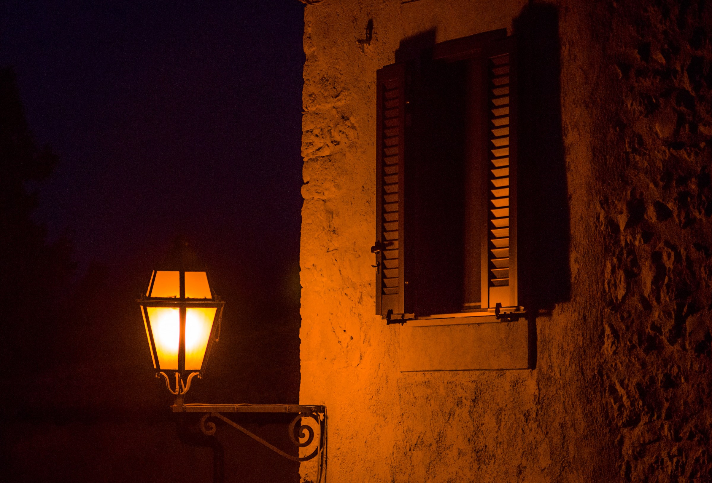 Affacciati alla finestra bella mia