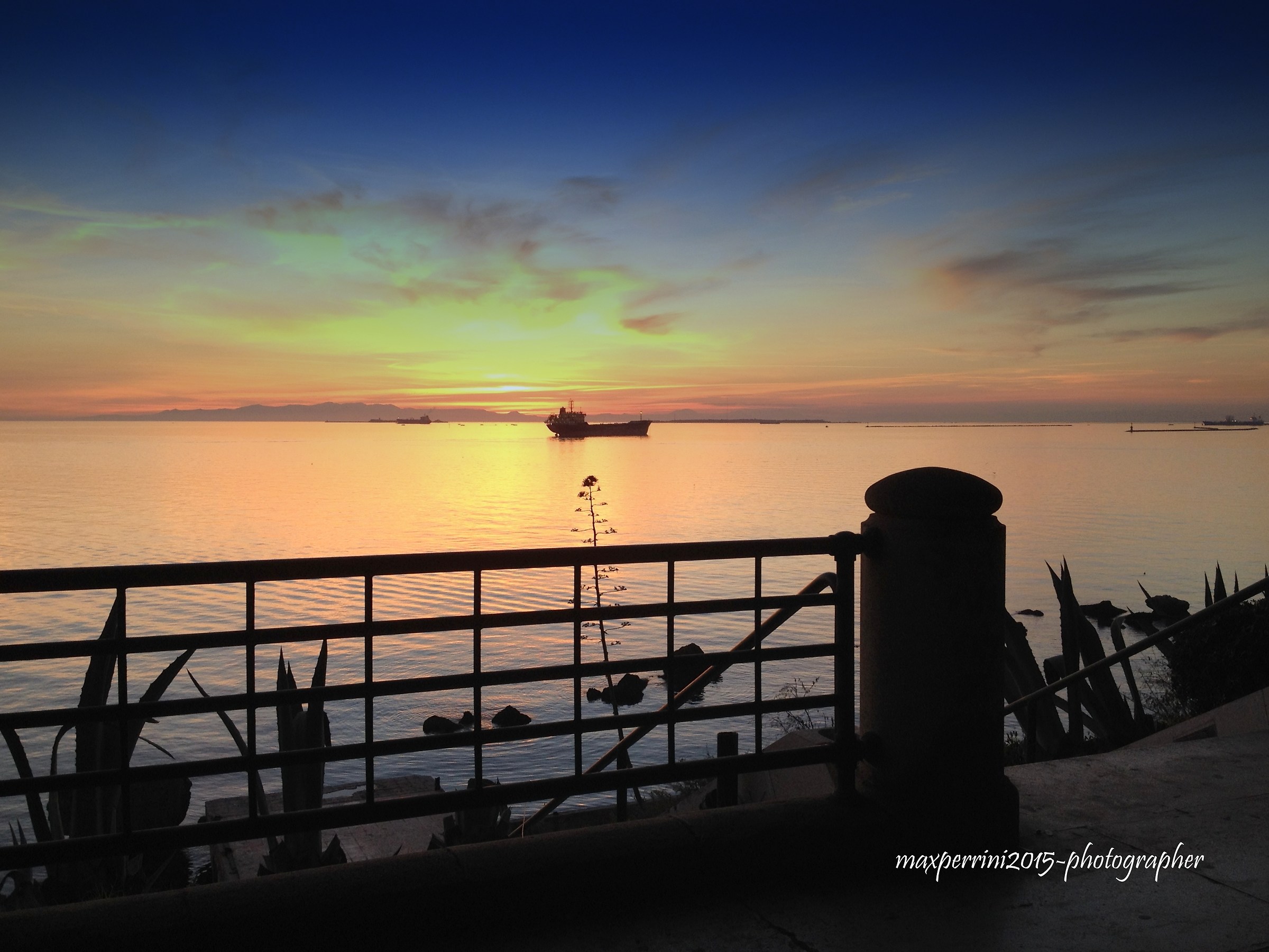 Taranto - Sunset on the waterfront