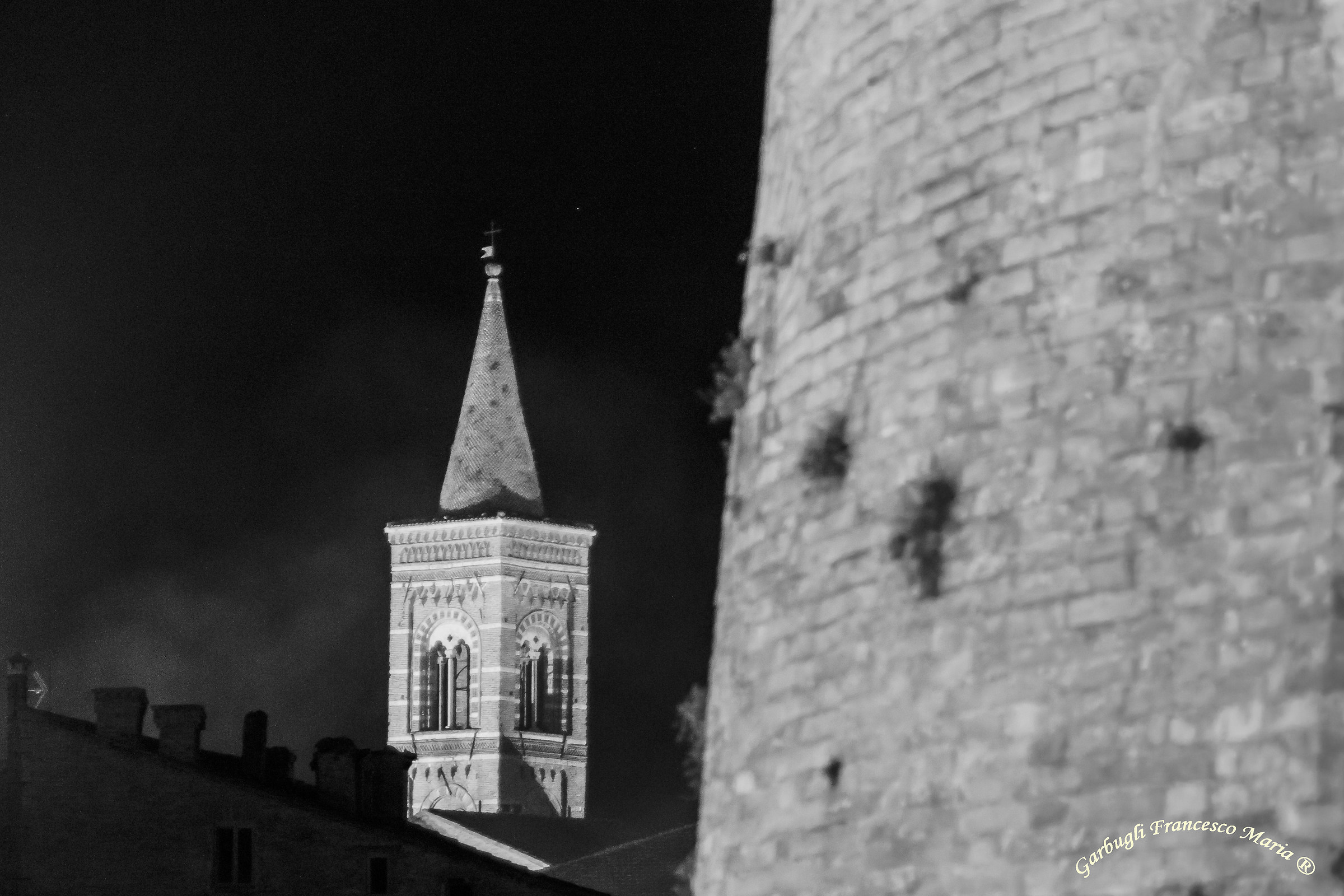 Svettar toward the sky