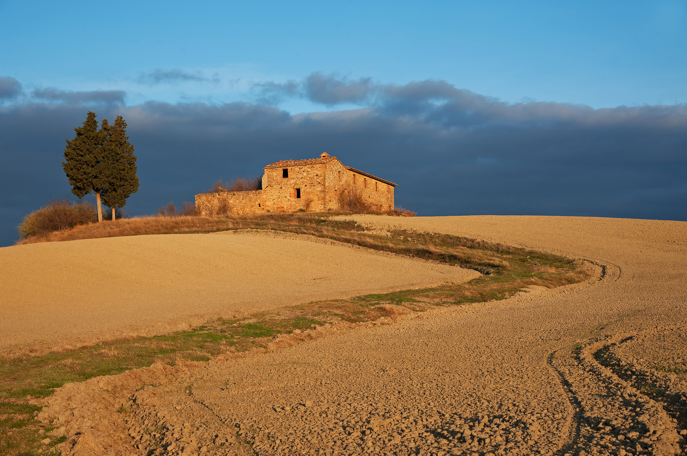 wandering in Val d'Orcia