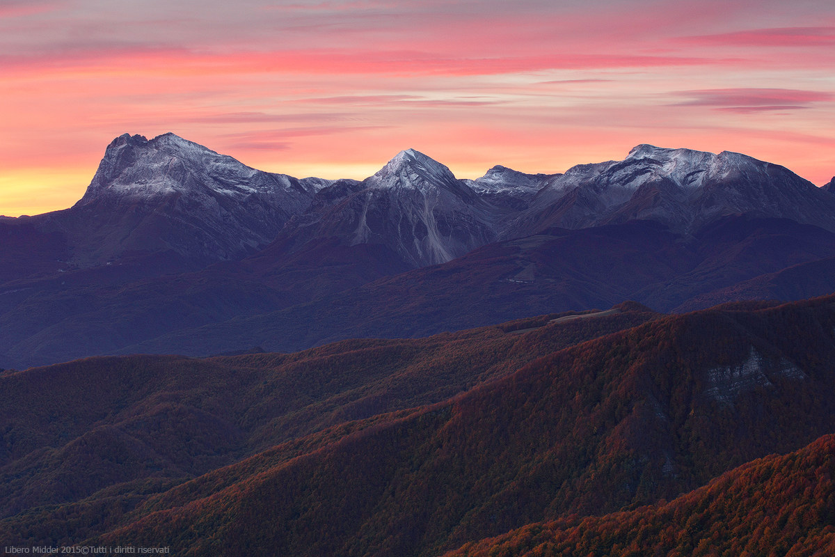 Autumn sunrise on Woods Laga