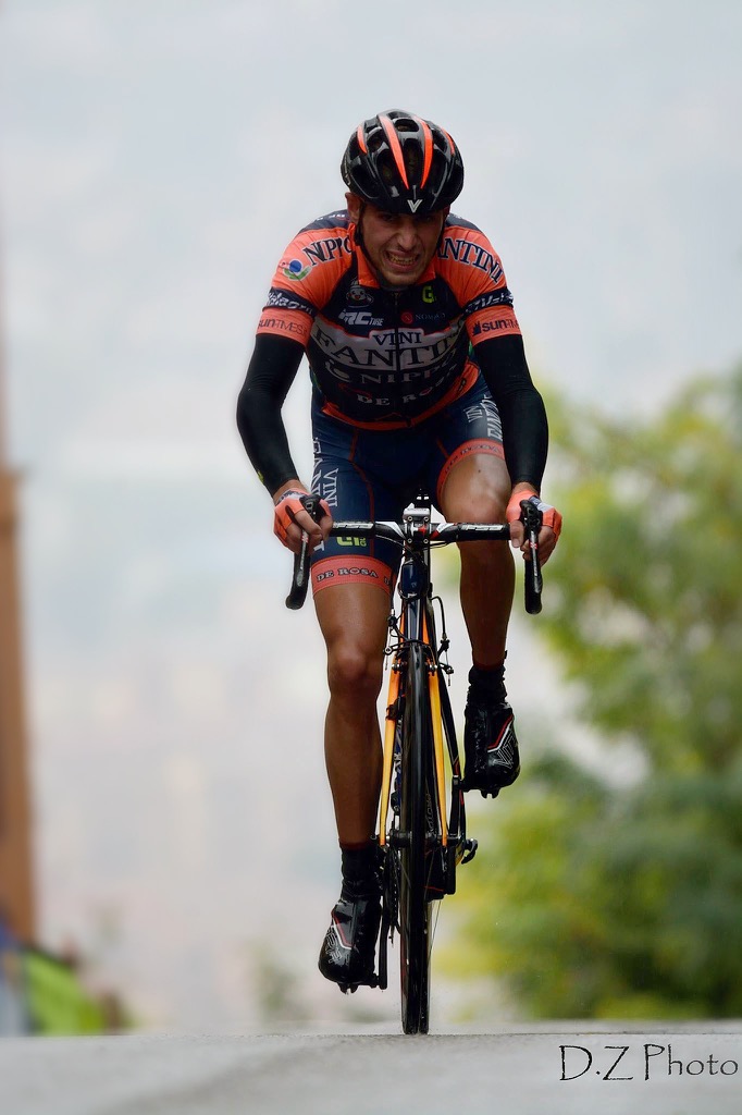 Giro del Emilia Antonio Nibali sul San Luca Bologna.