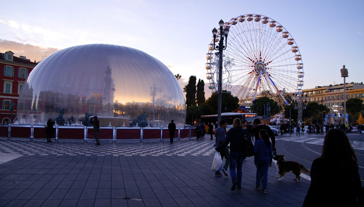 Souvenir de Nice with attached sunset