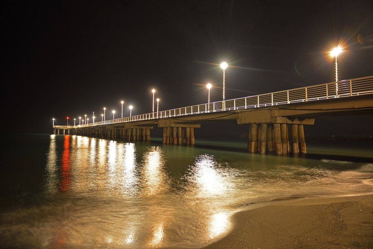Pontile Marina di Massa