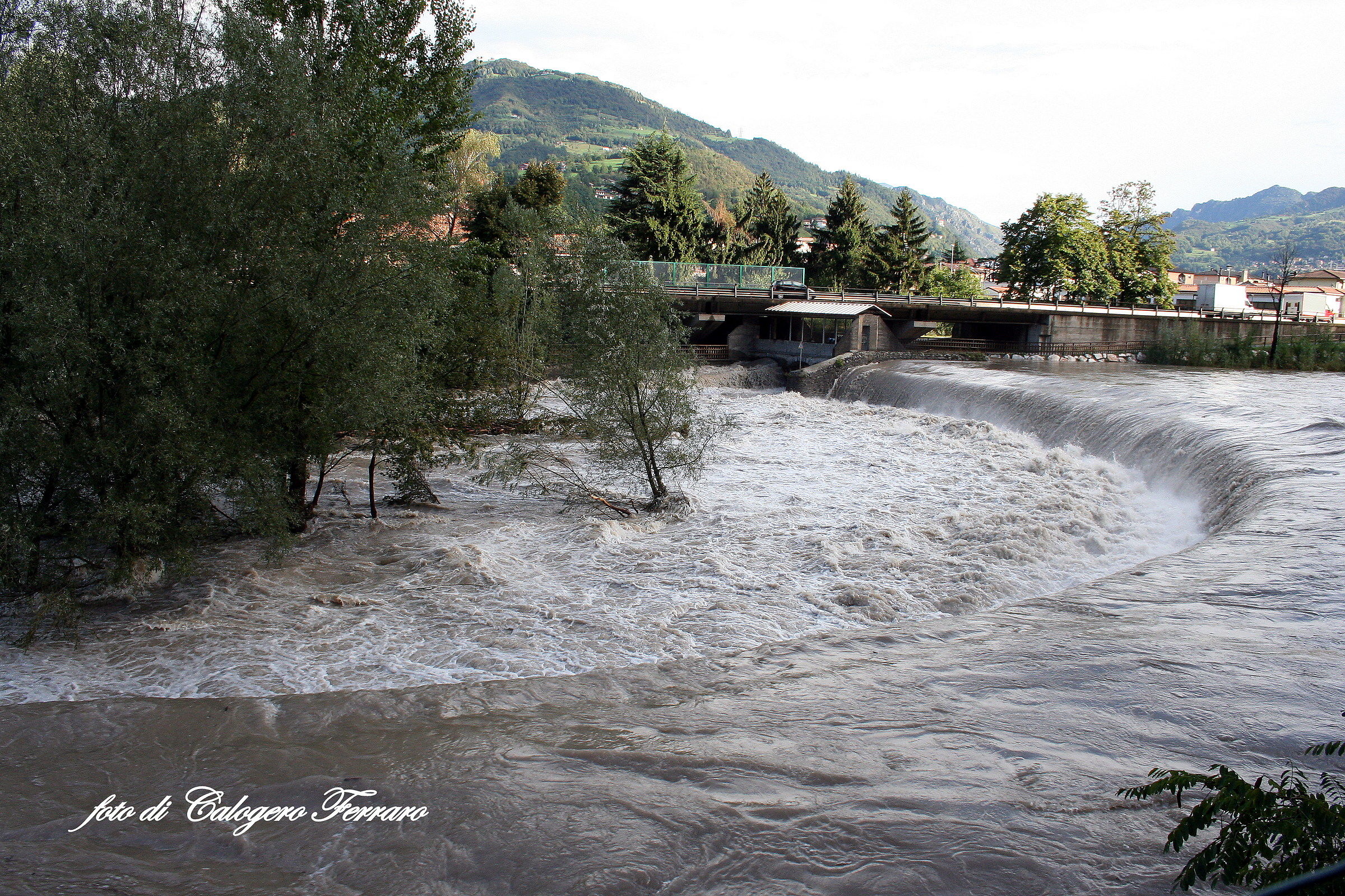 The river Serio in full