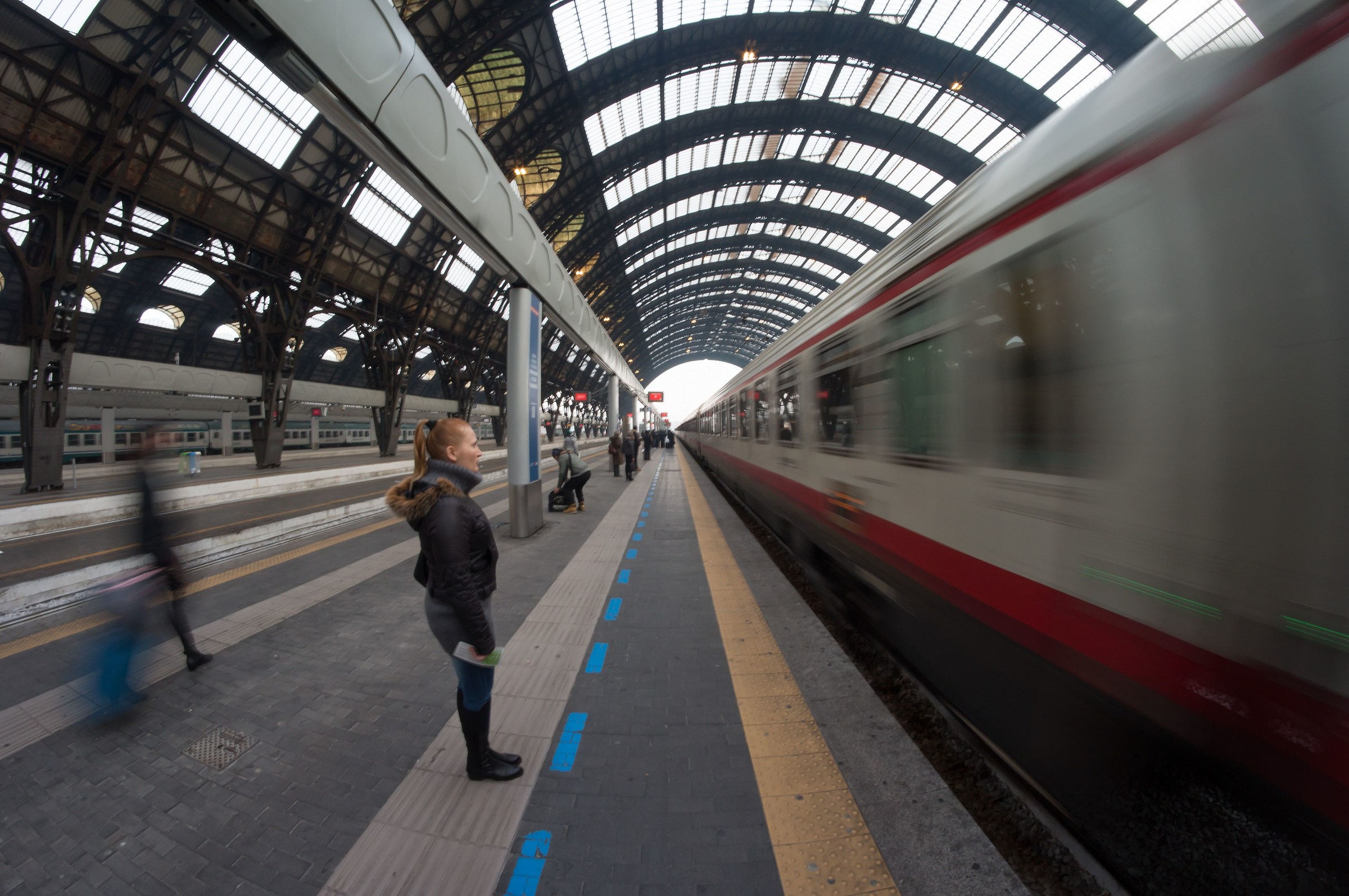 Arrival of the White Arrow in Central - 2