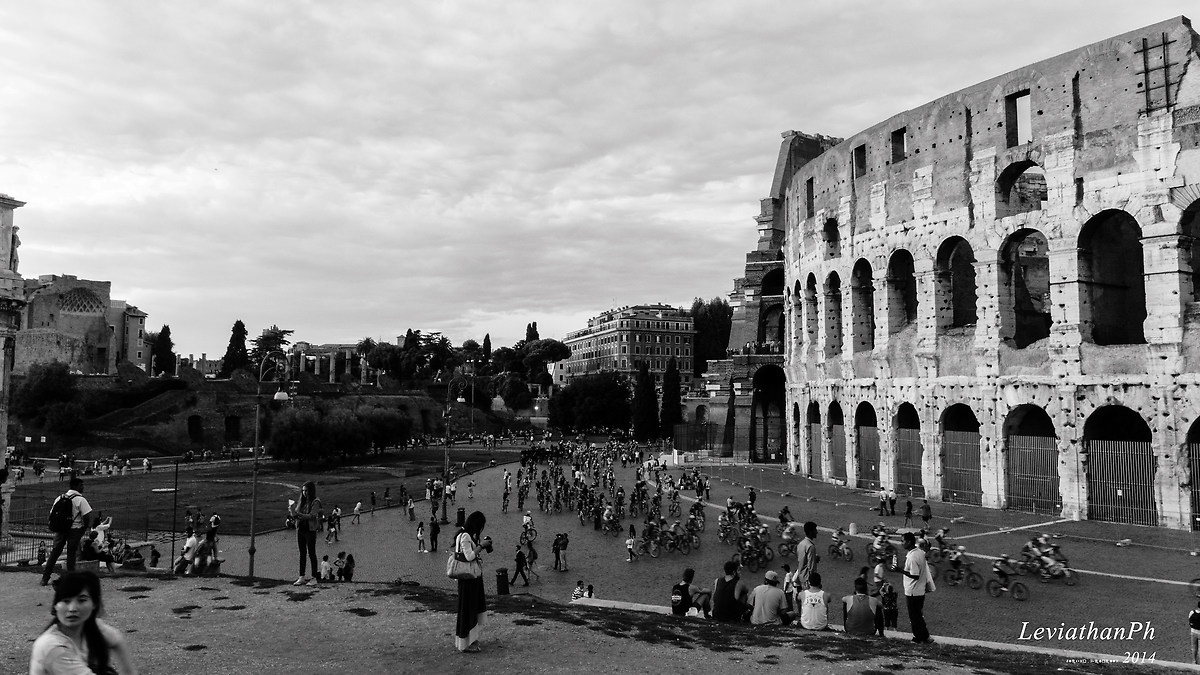 Piazza del Colosseo - Roma