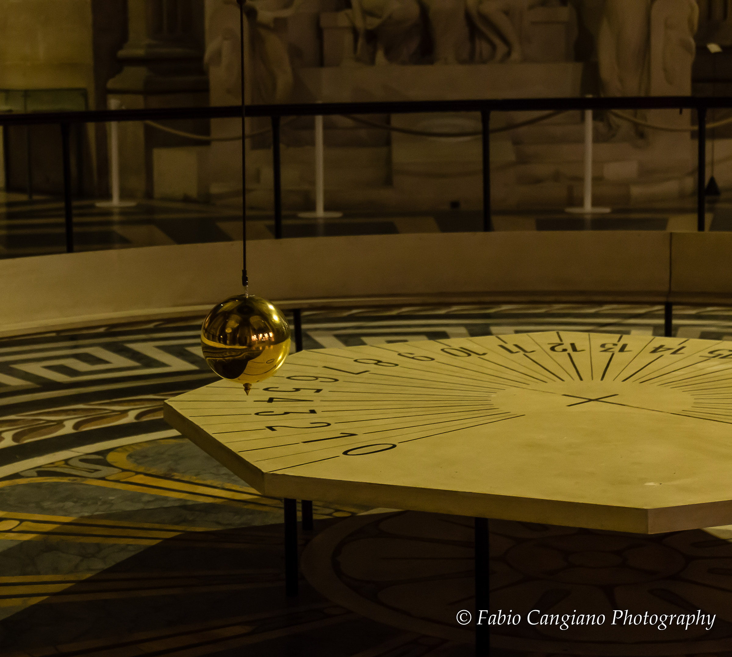 Foucault pendulum (Pantheon in Paris)