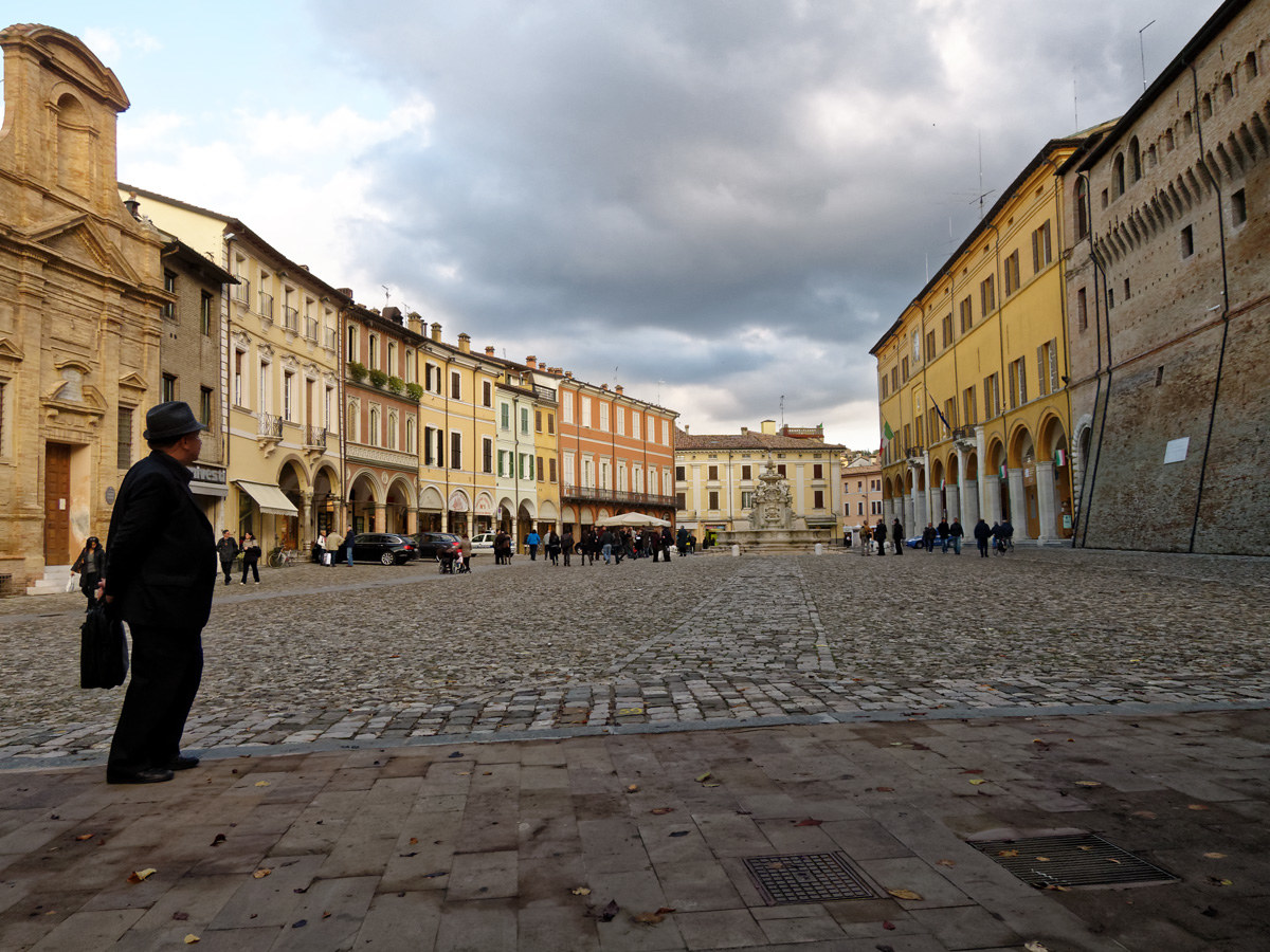 La vita in piazza...