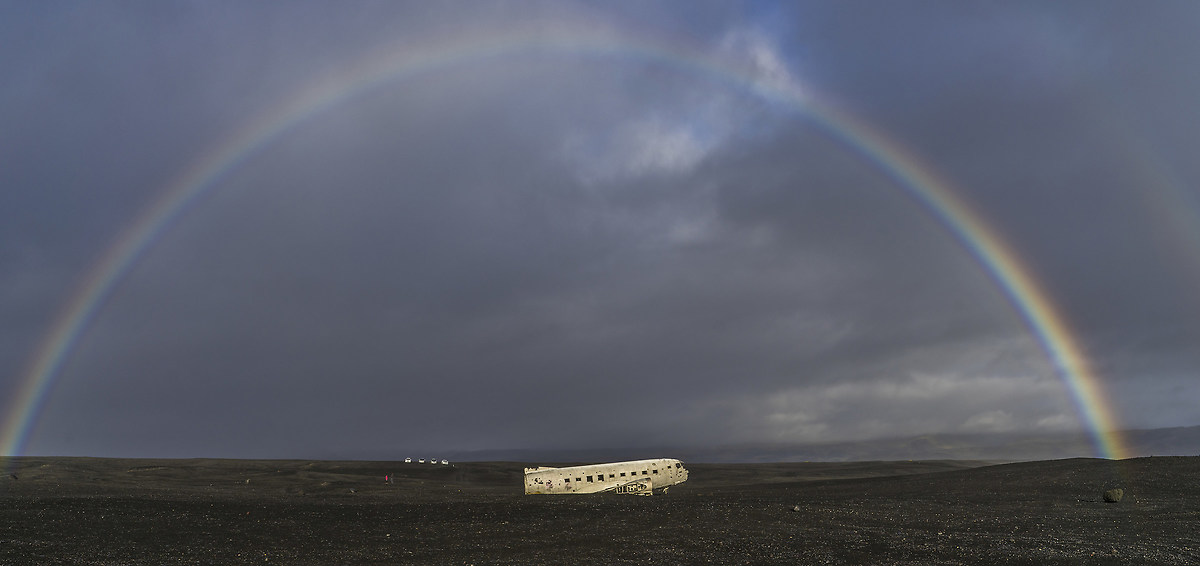 Rainbow over the dc-3