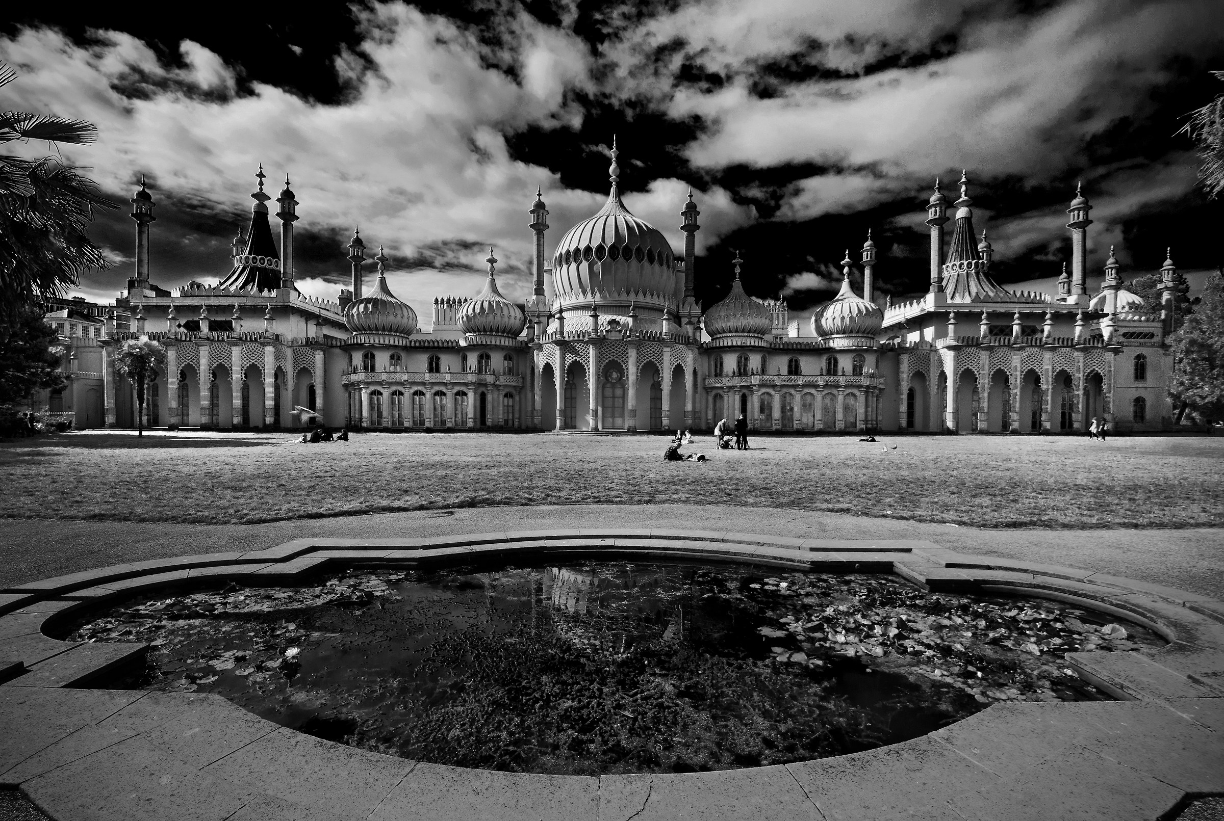 Brighton's Royal Pavilion - England, or India??