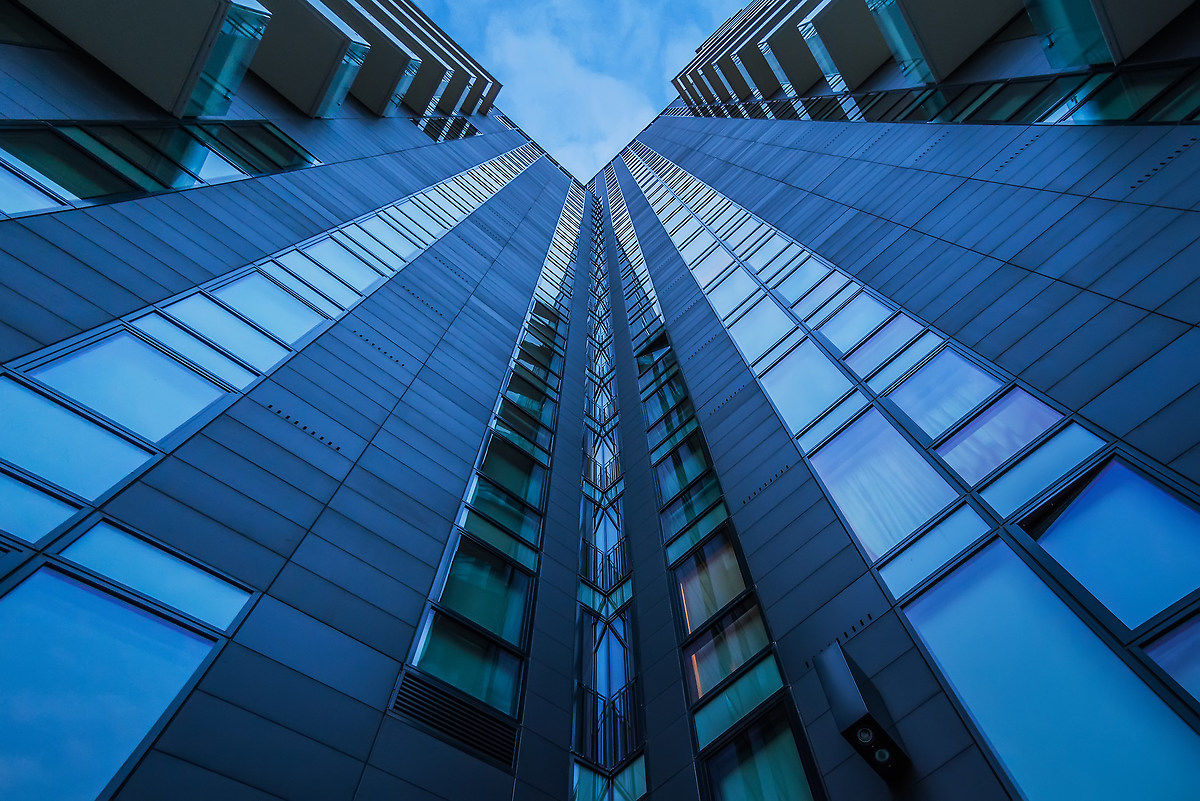 Vertical convergences