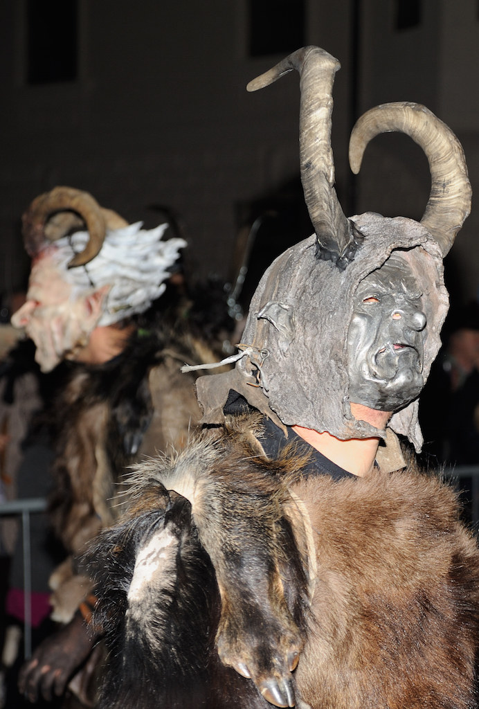 Krampus tra le vie Dobbiamo (bz)