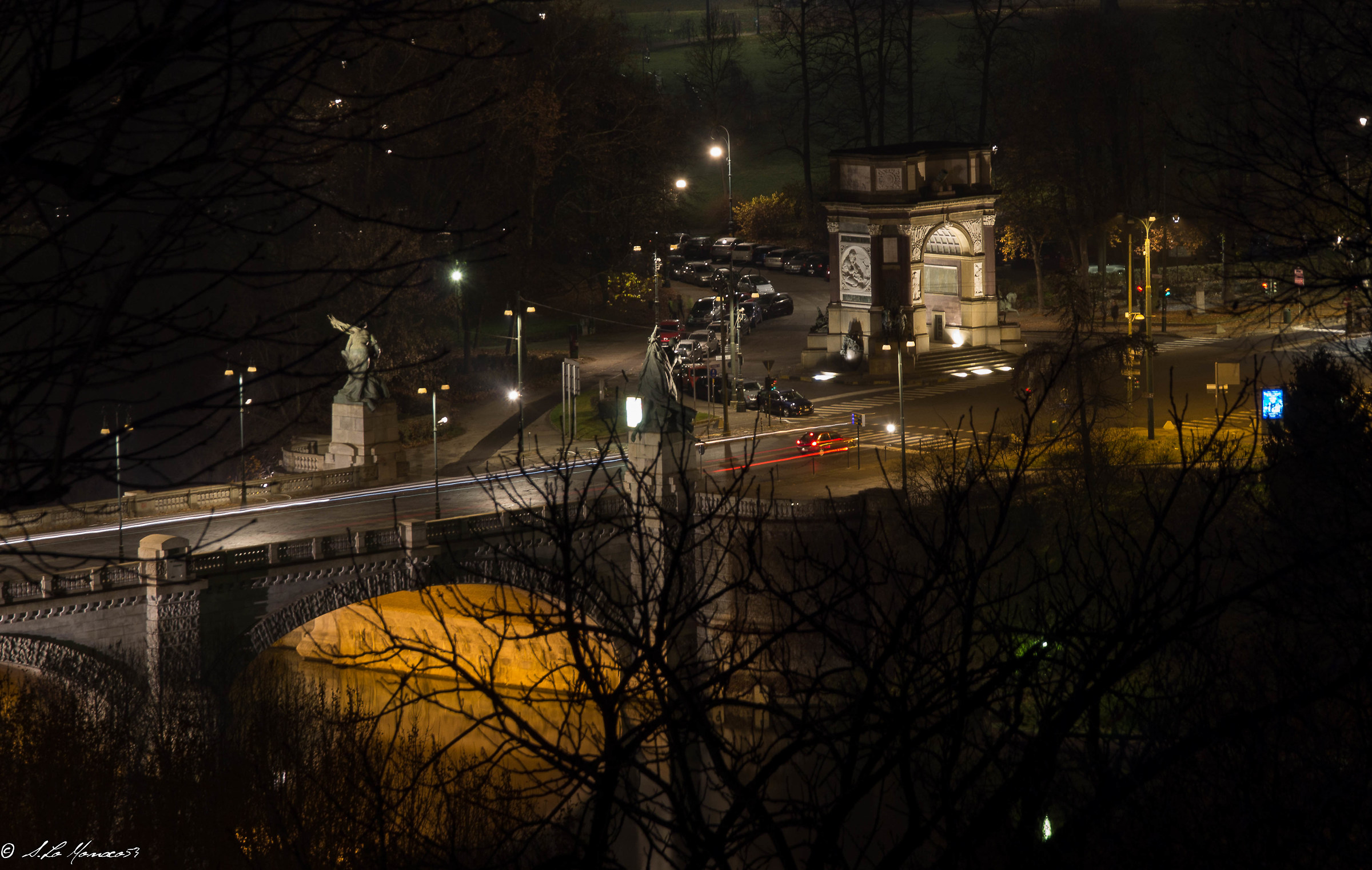 mOnumento all'artiglieria