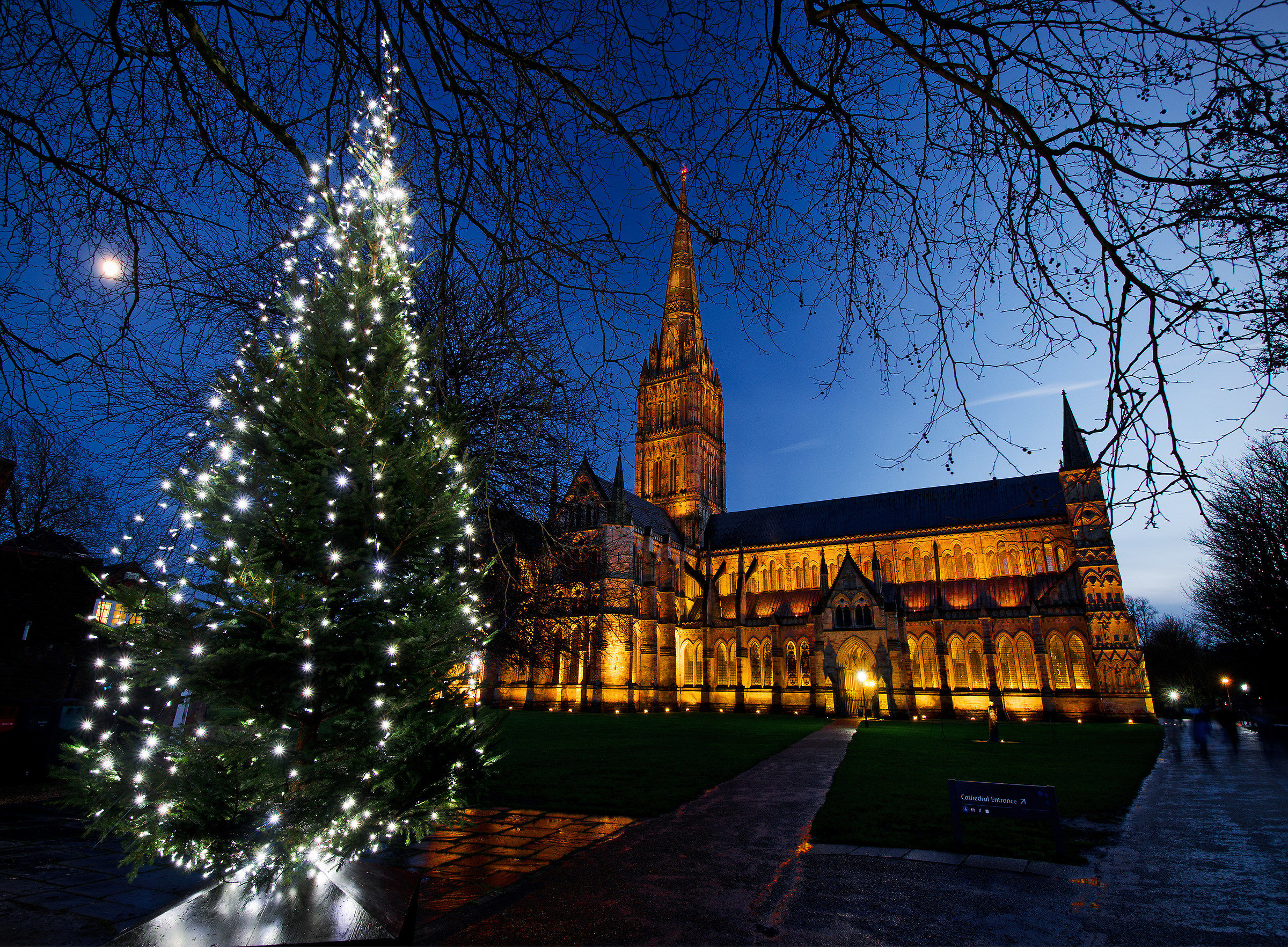 Happy Christmas to All on Juza!!