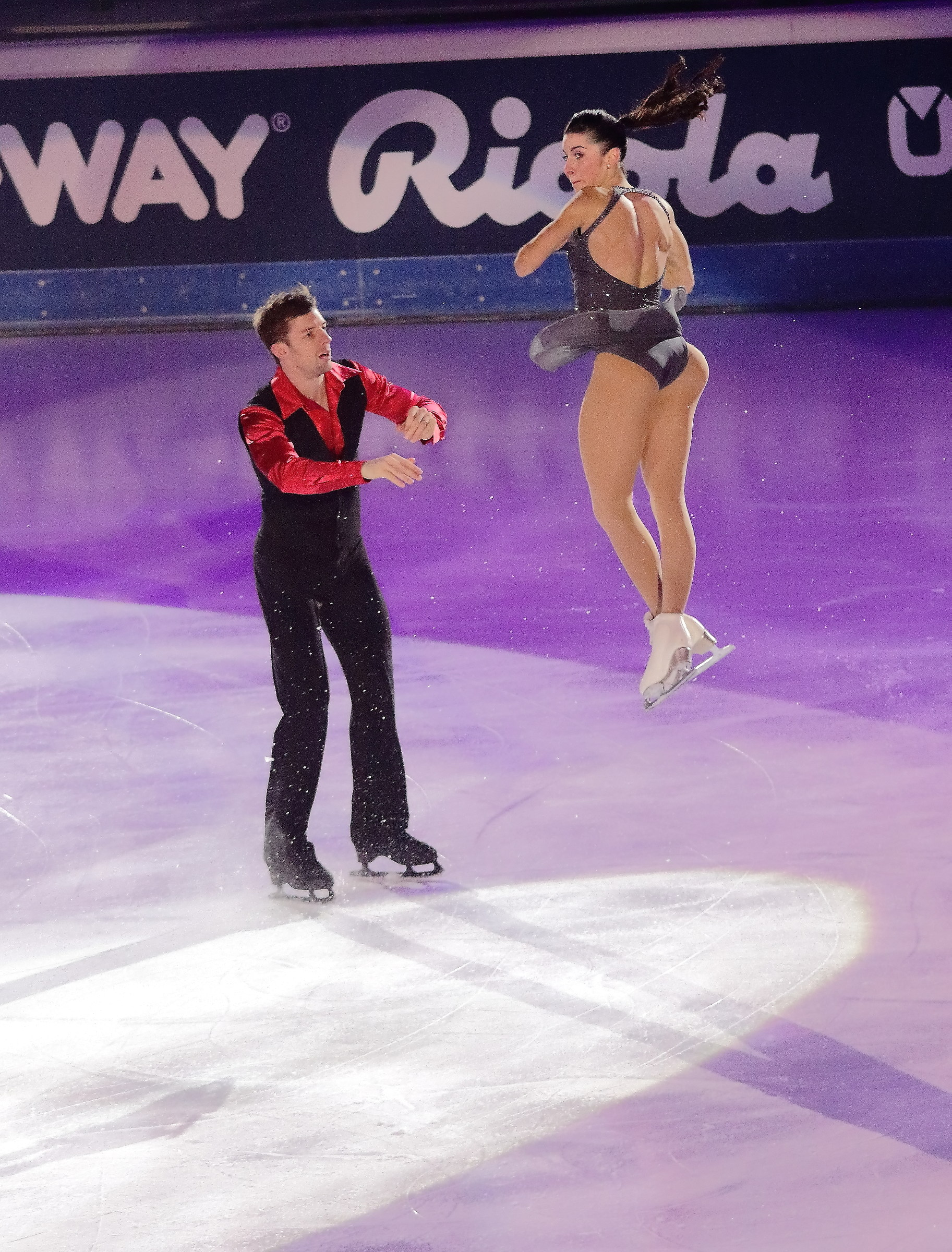 il lancio della pattinatrice