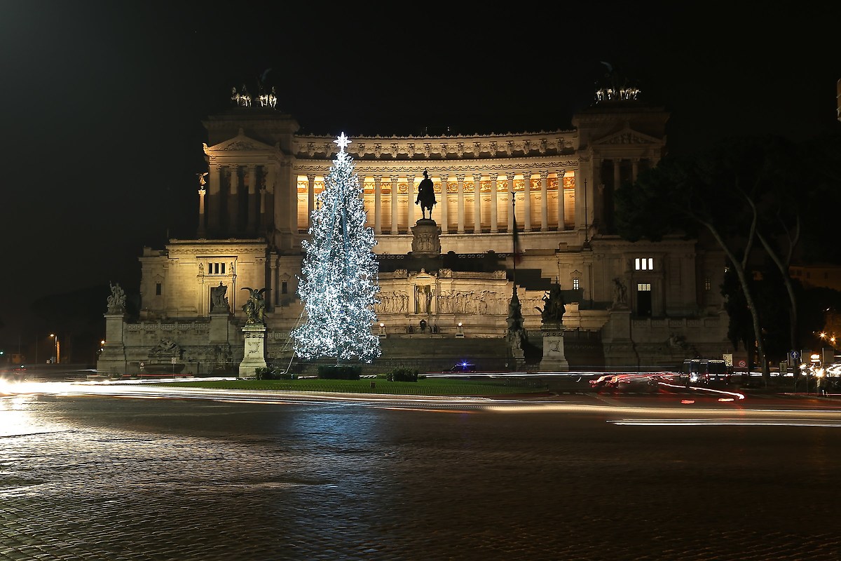 The square at Christmas 2