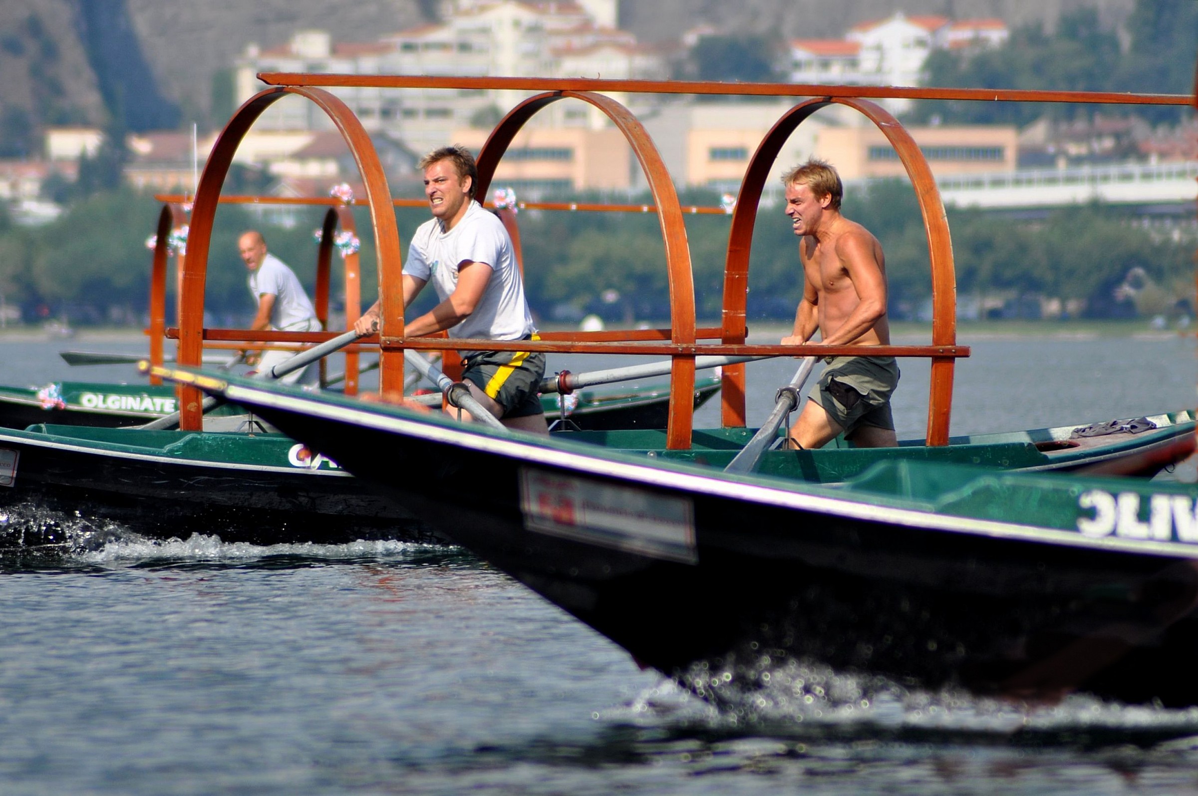 ......sotto sforzo.....