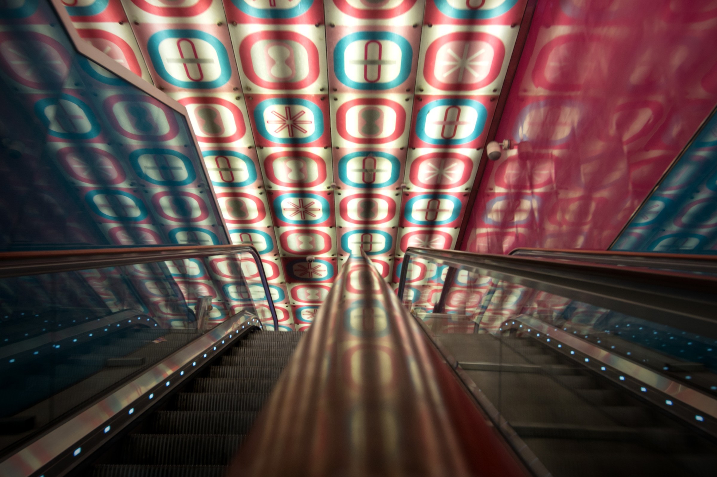 Station University handrail